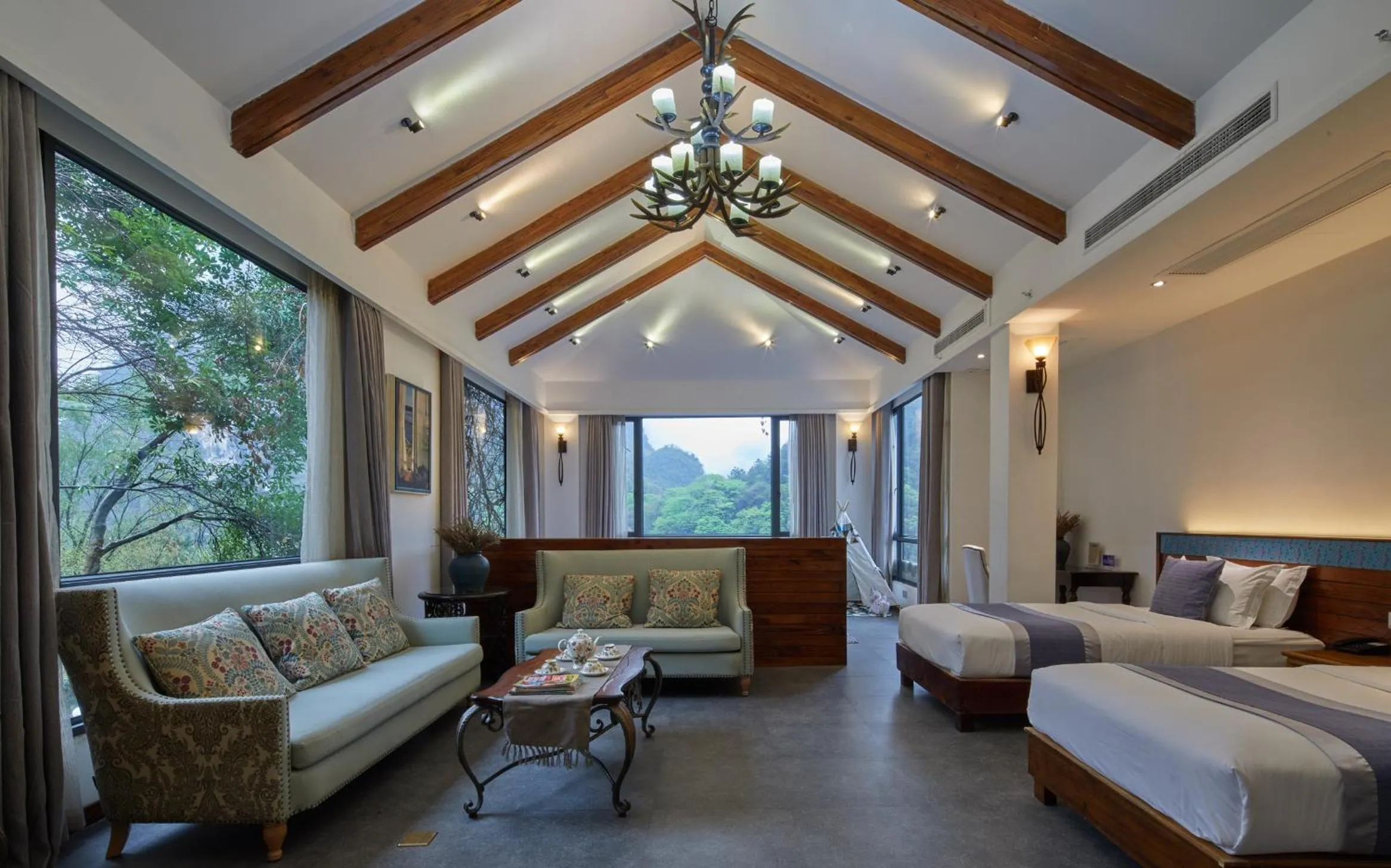 Photo of the whole room, Bed in Li River Resort