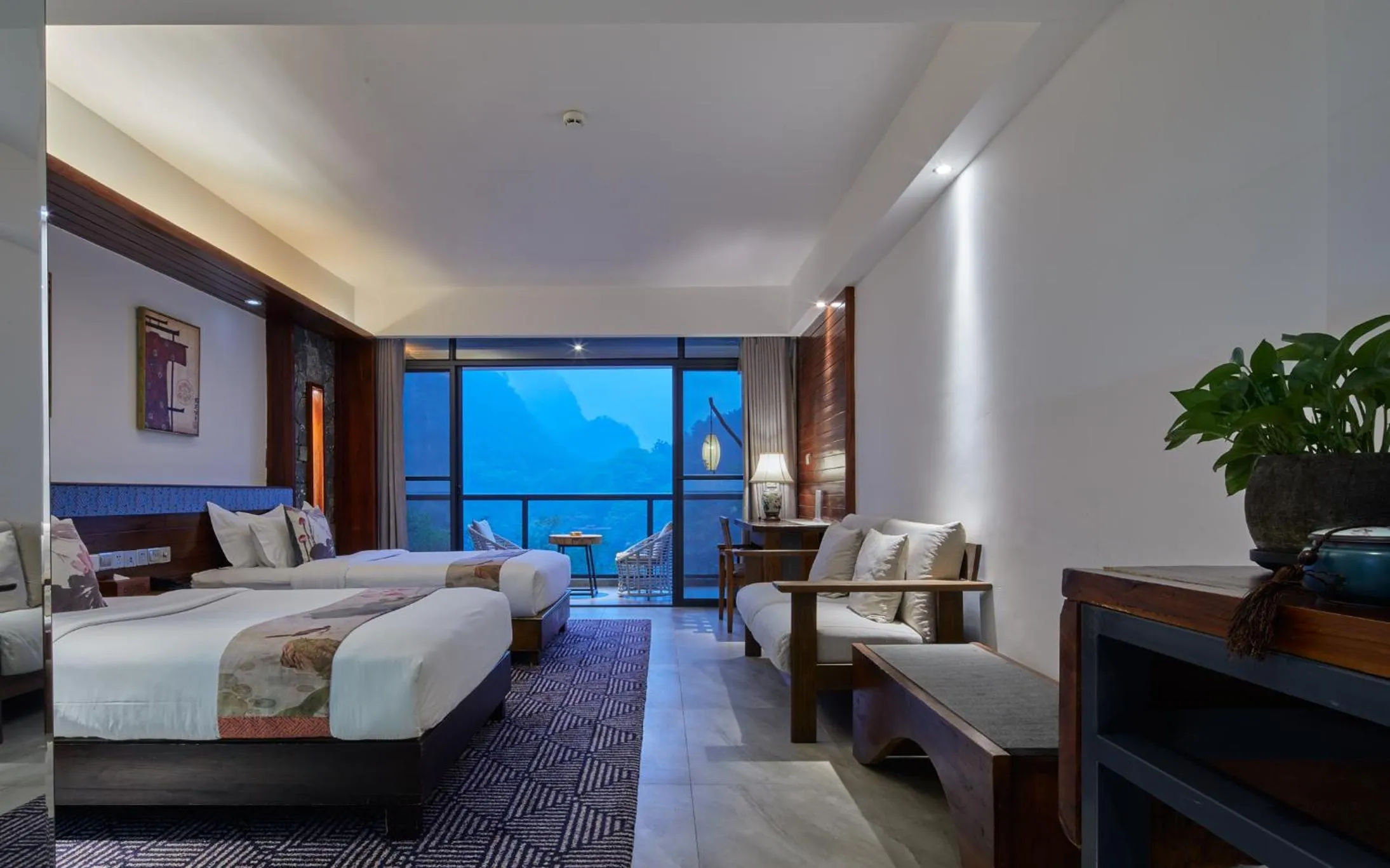 Photo of the whole room, Bed in Li River Resort