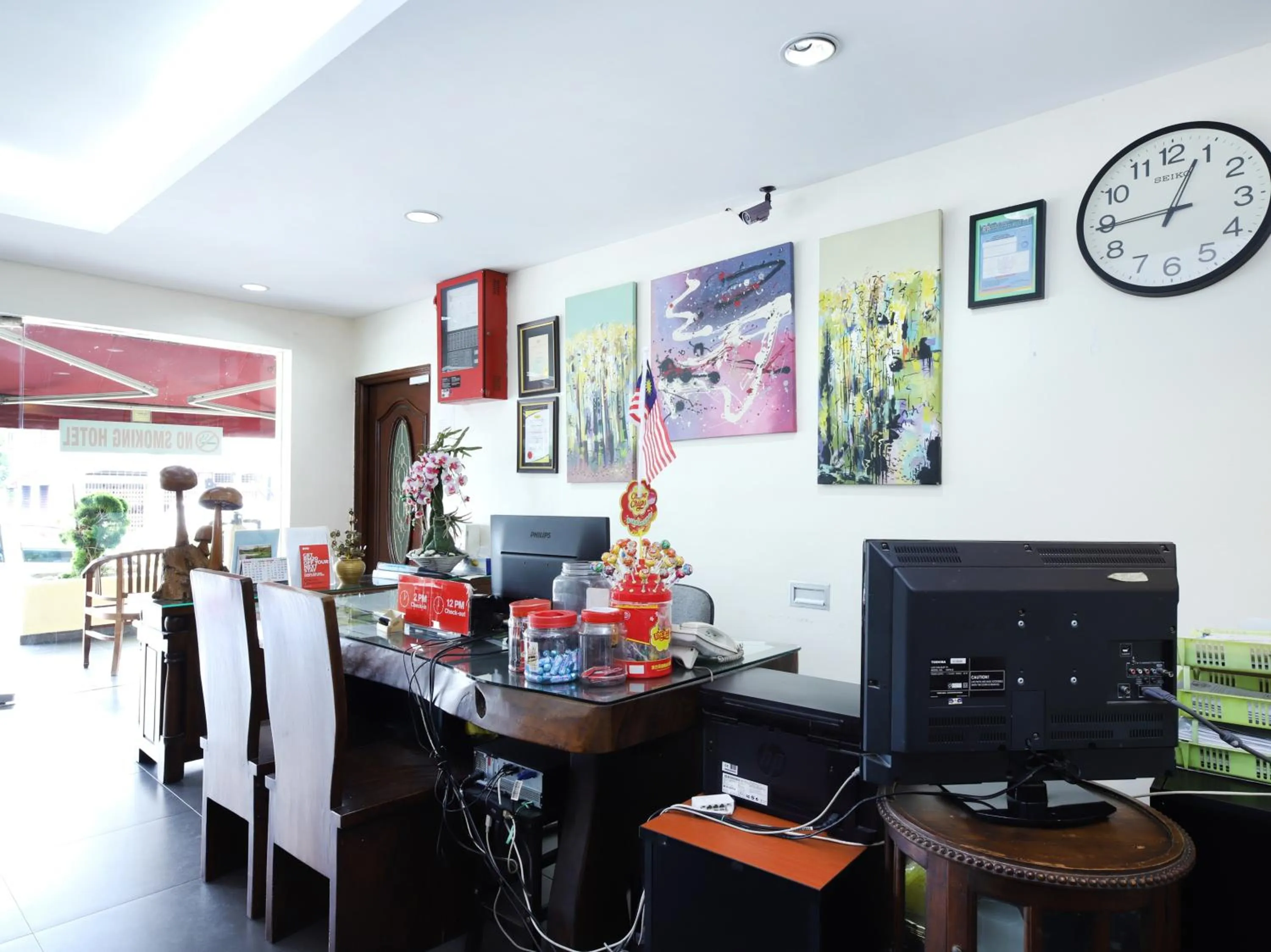 Lobby or reception in The Fern Lodge Hotel