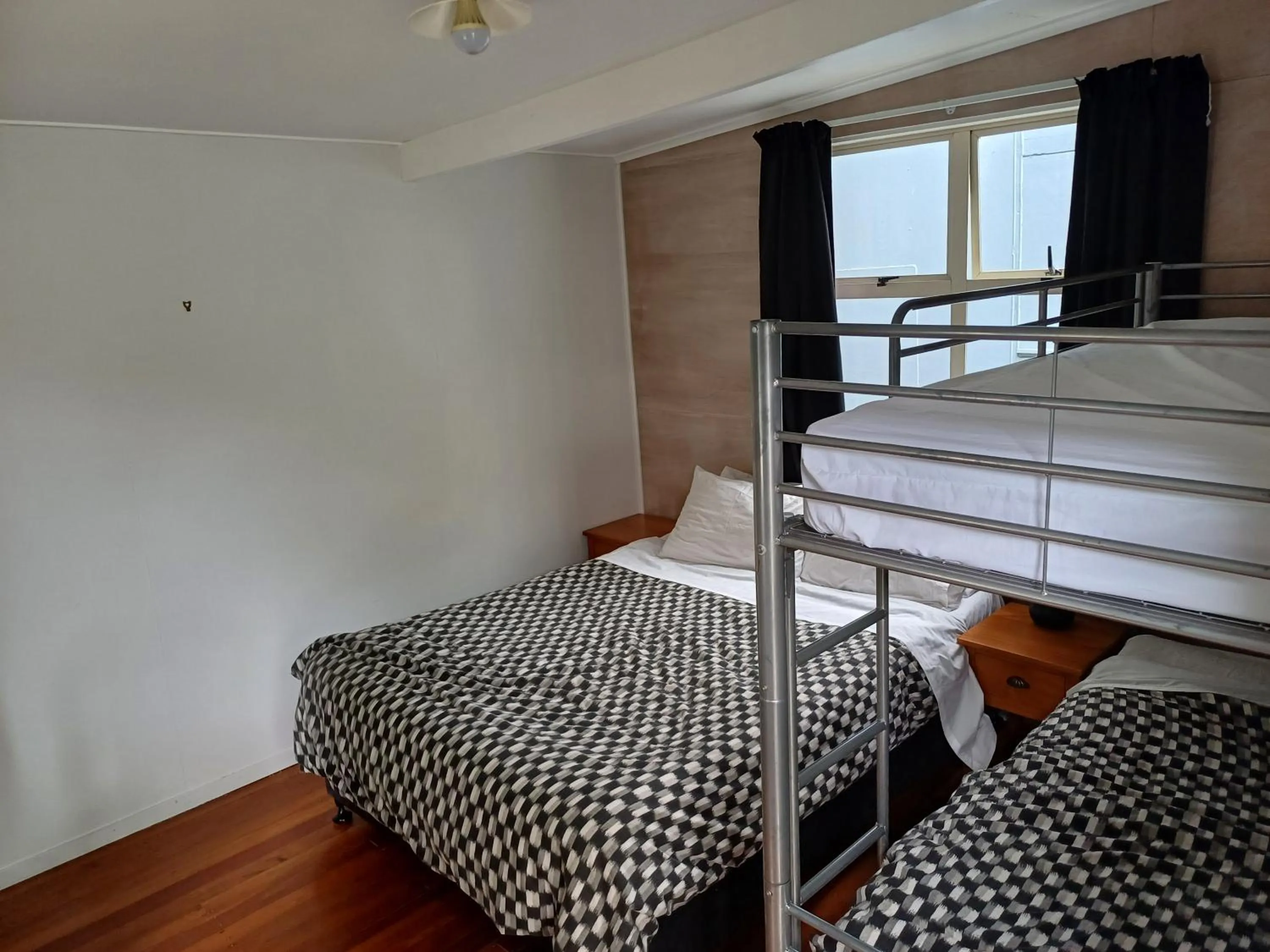 Bed in Te Mata Lodge