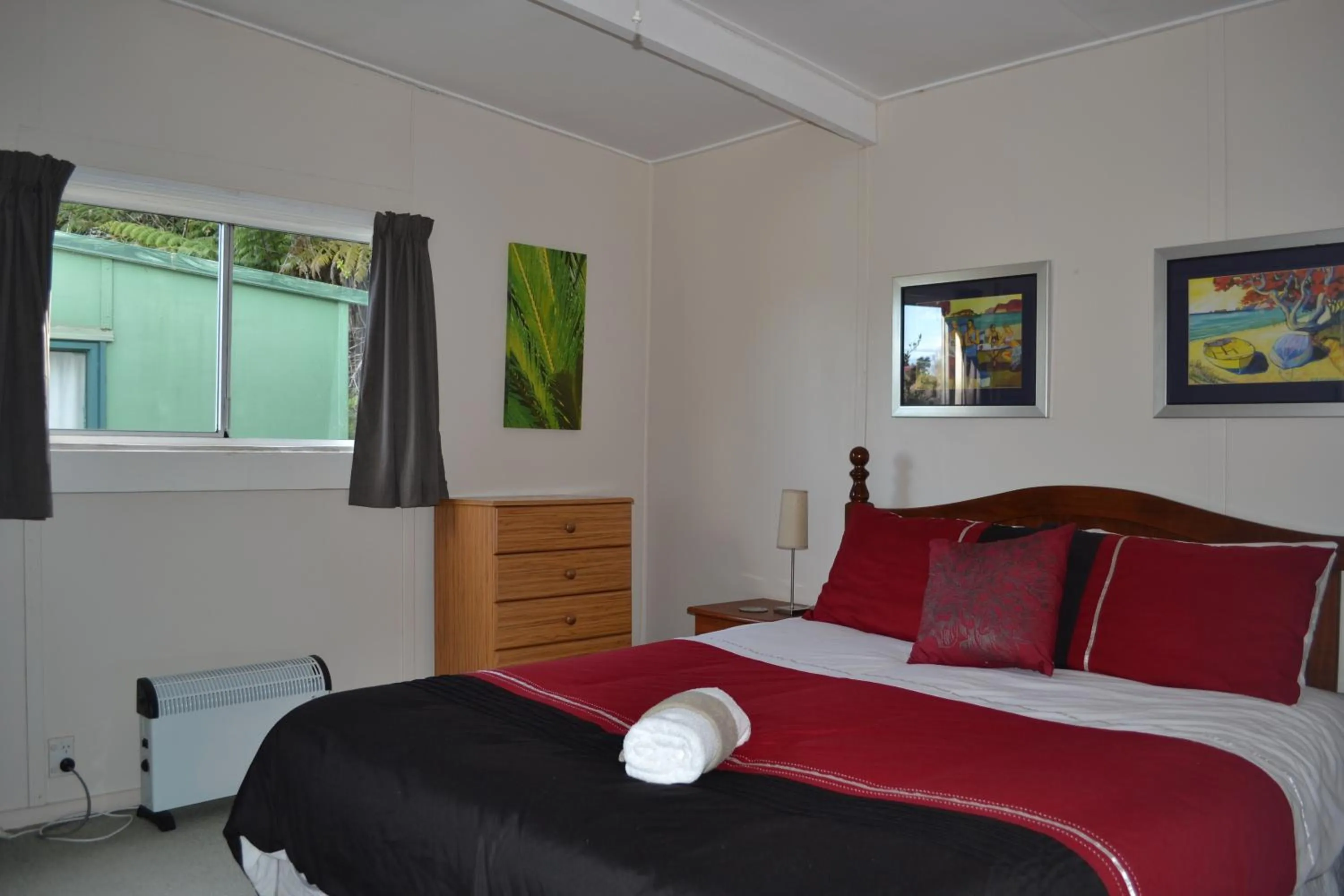 Bedroom, Bed in Te Mata Lodge