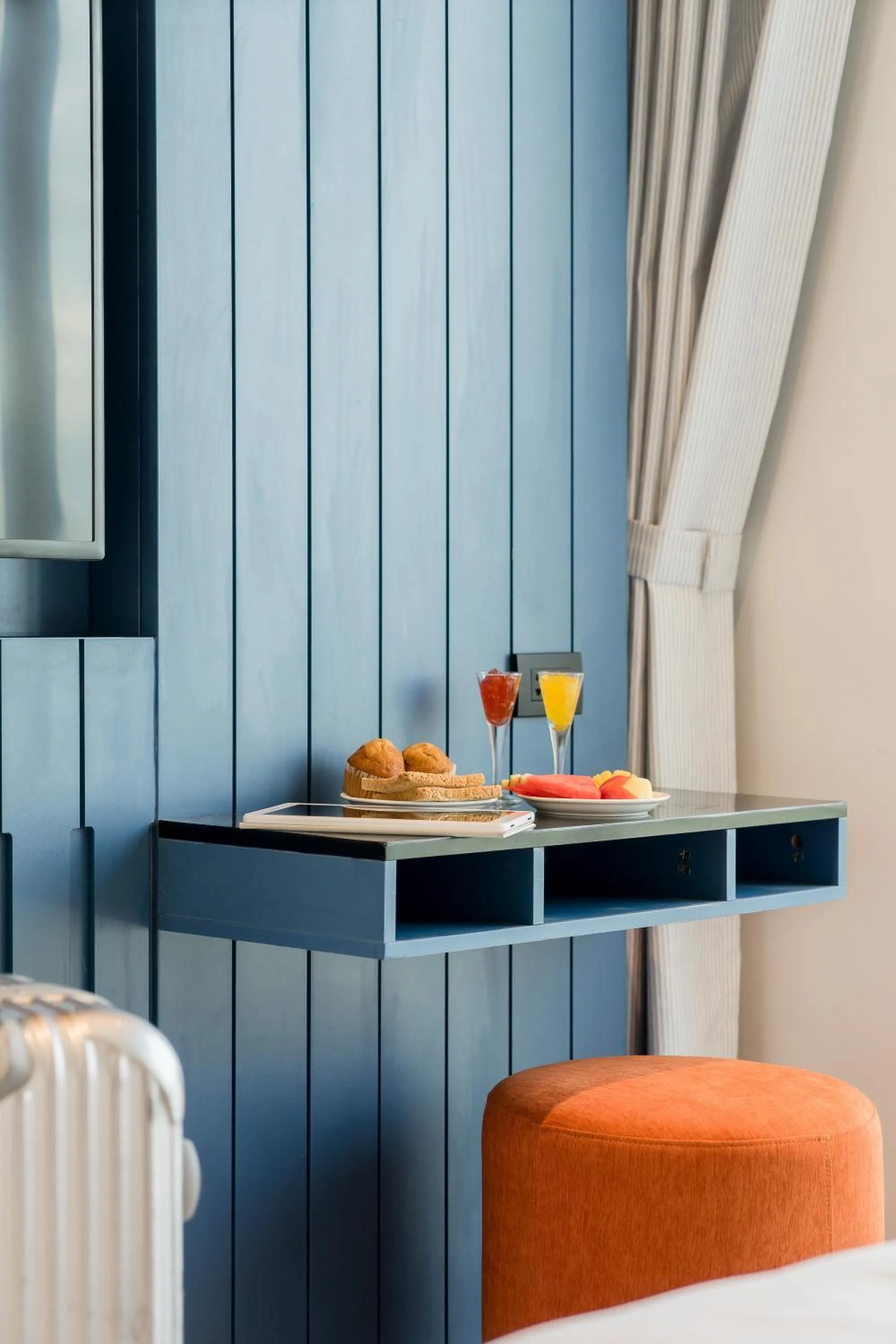 Food and drinks in Hotel Amber Sukhumvit 85