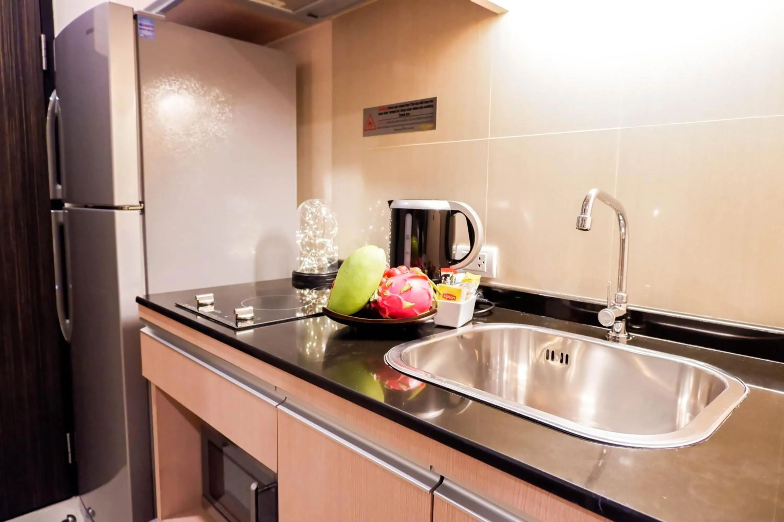 Kitchen or kitchenette in Park Village Rama II