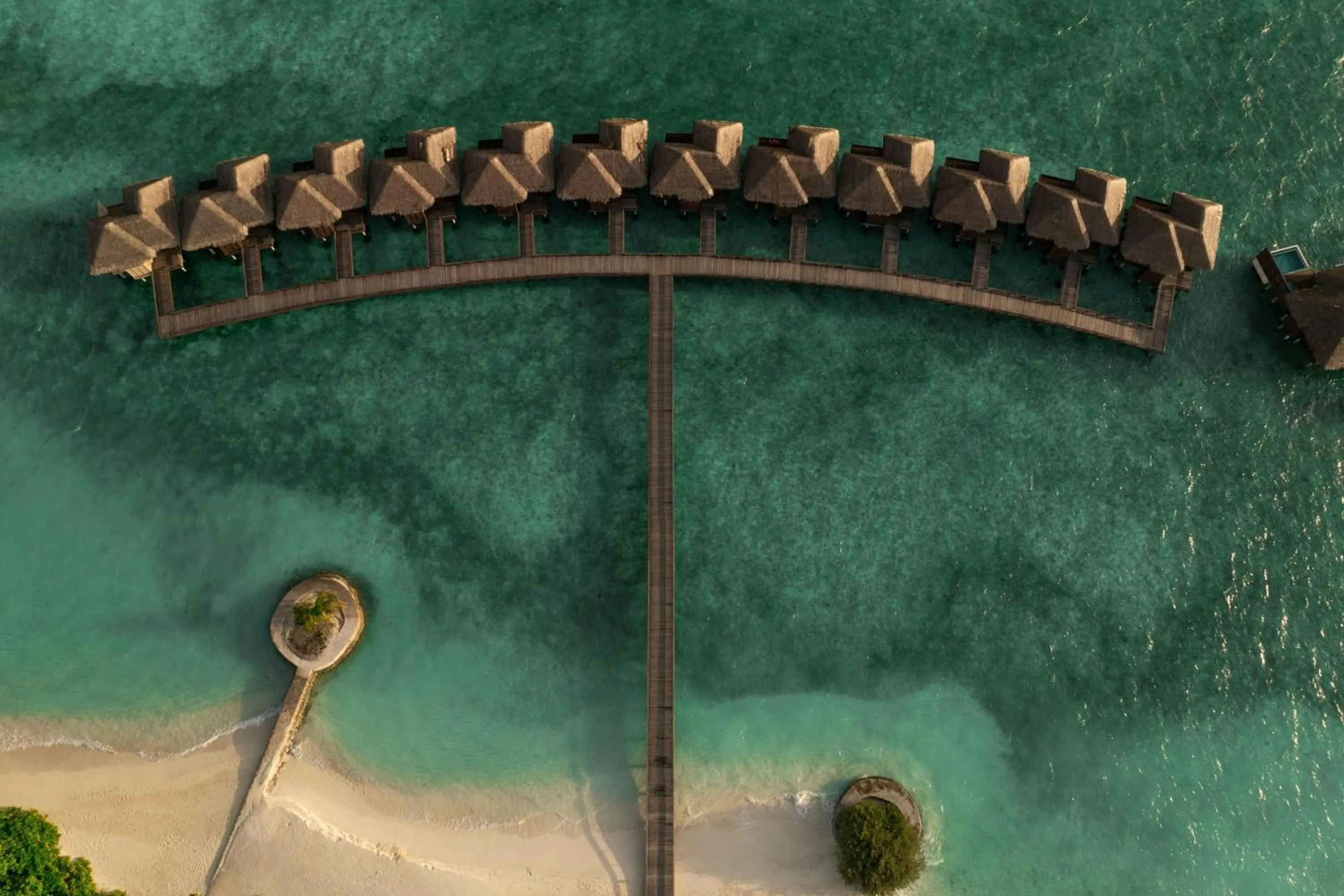 Photo of the whole room in Sheraton Maldives Full Moon Resort & Spa