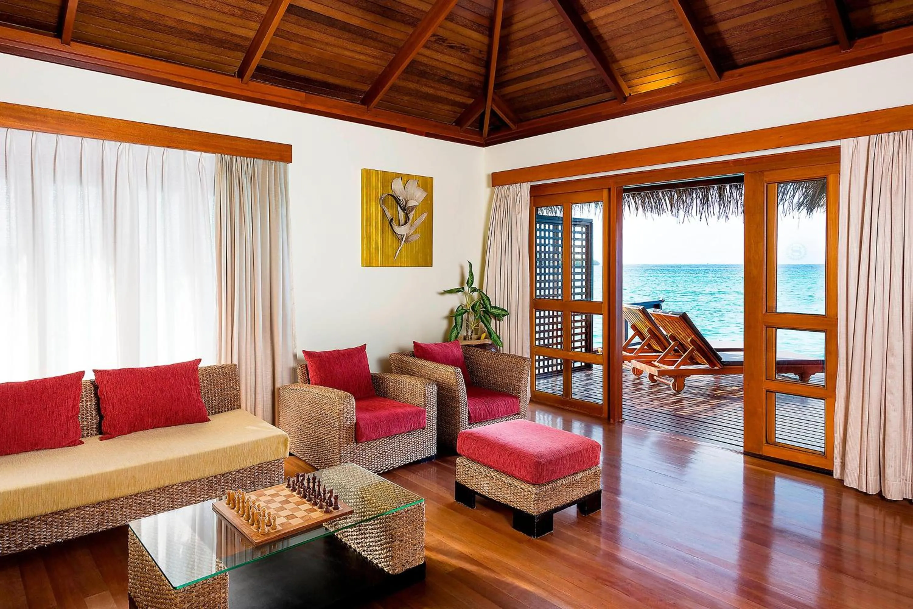 Living room in Sheraton Maldives Full Moon Resort & Spa