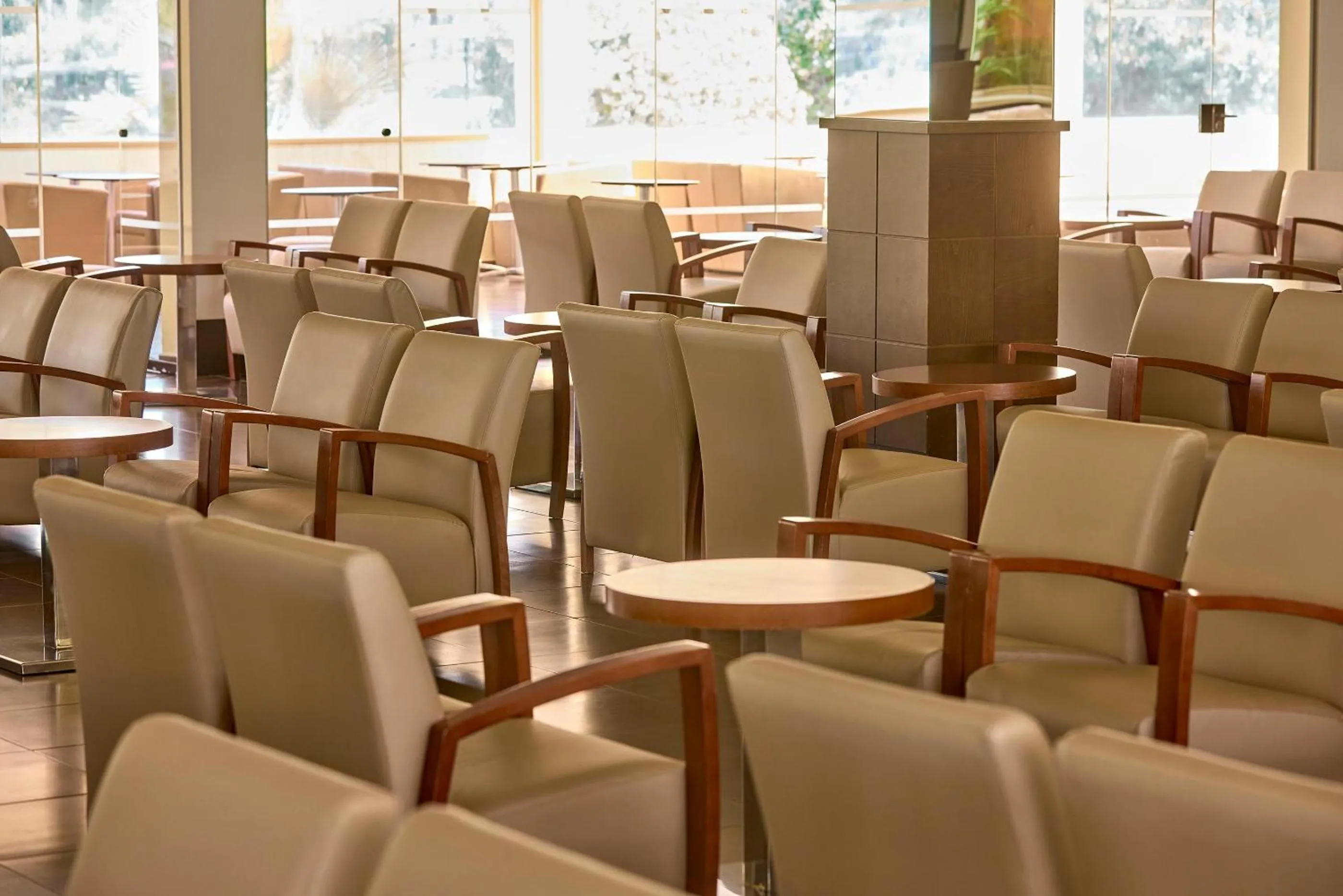 Lounge or bar in Zafiro Rey Don Jaime