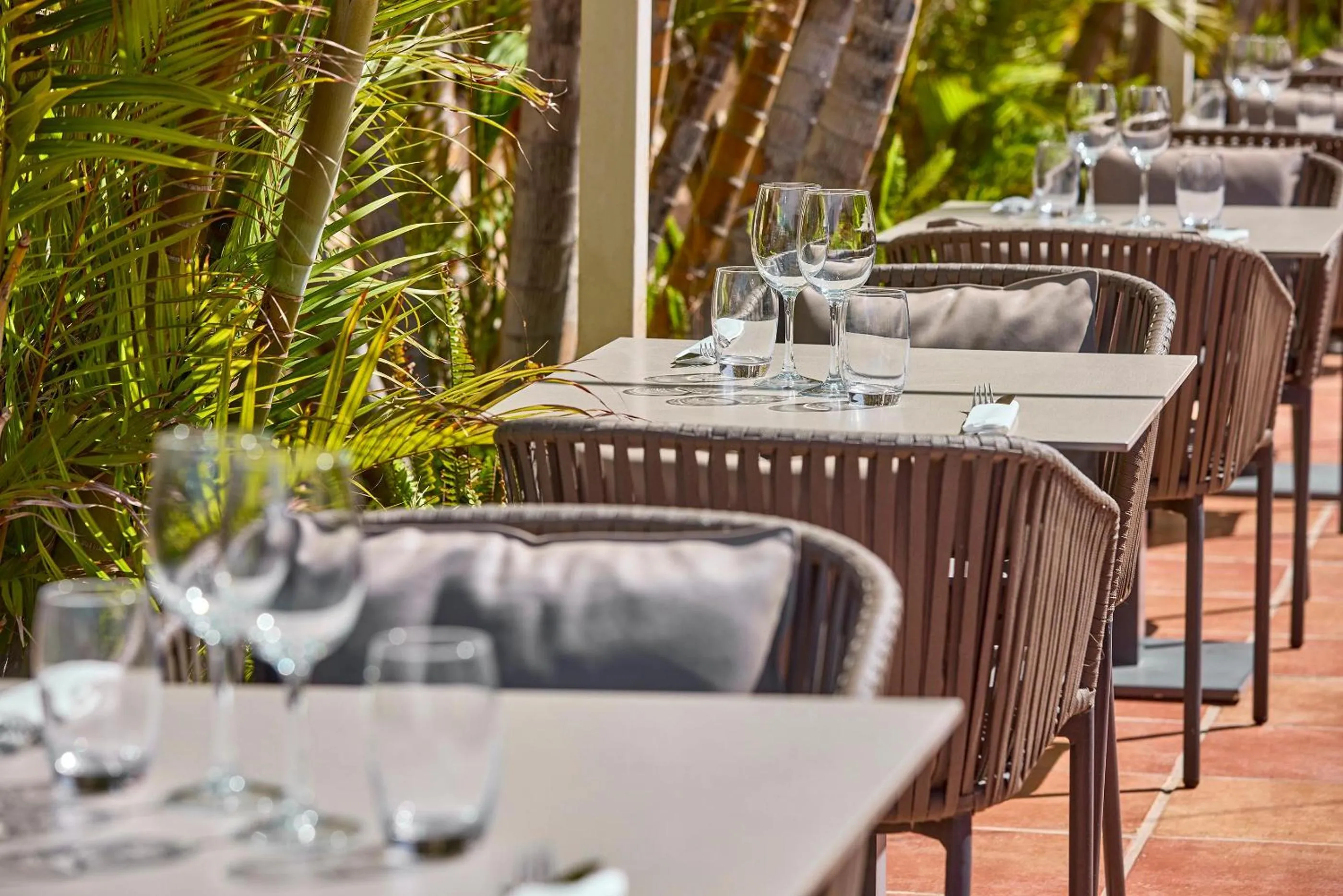 Restaurant/places to eat in Zafiro Rey Don Jaime