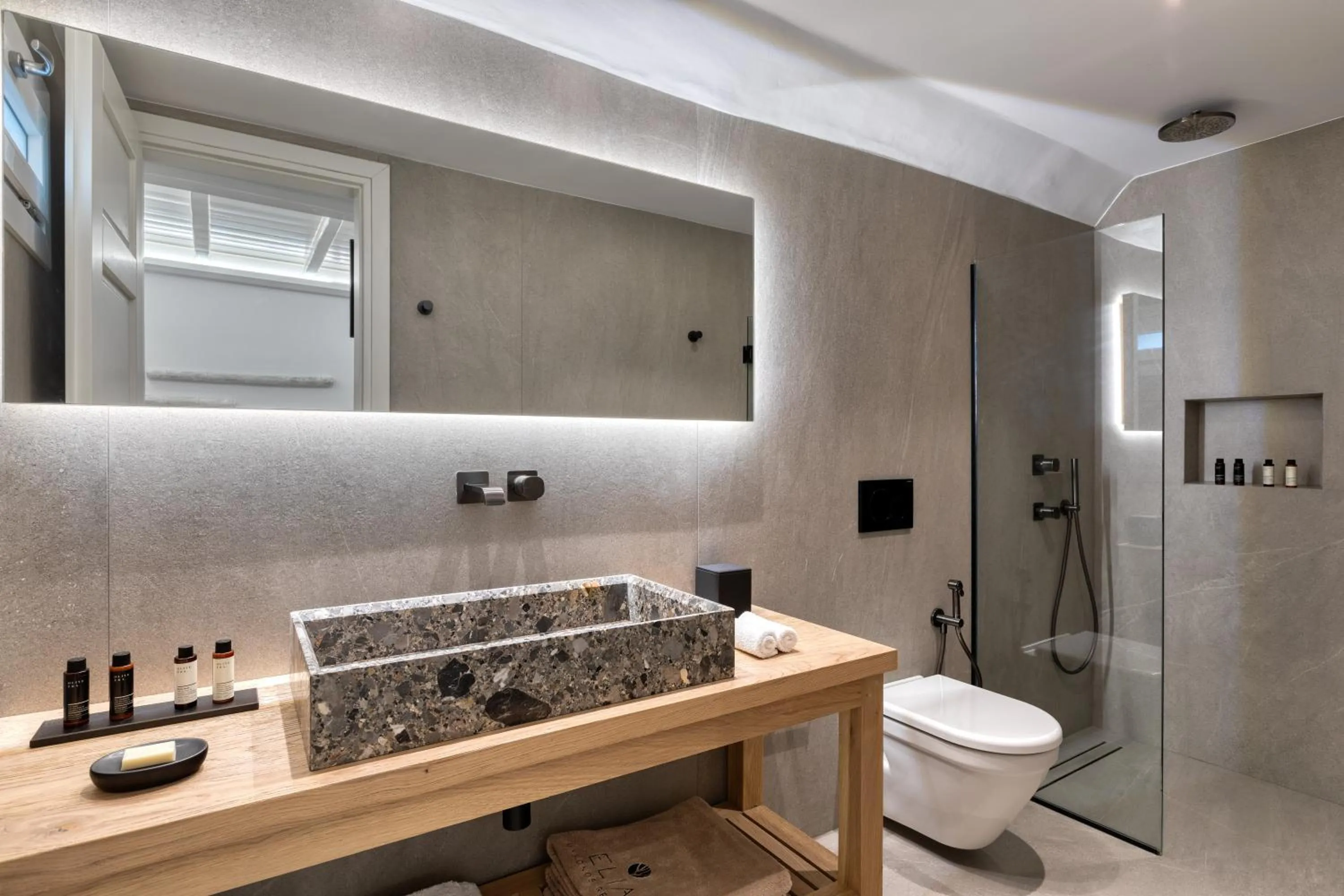 Bathroom in Elia Mykonos Resort