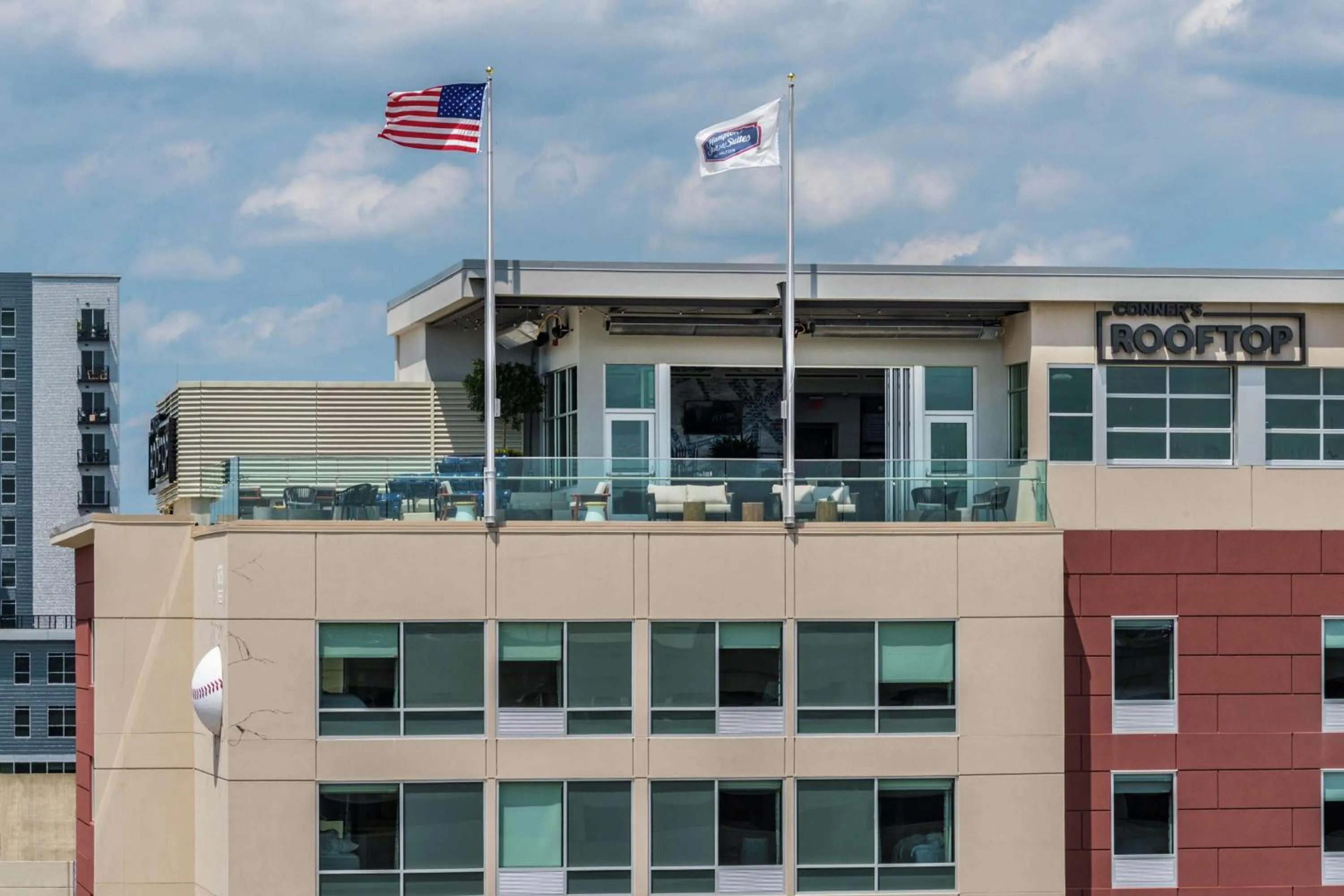 Lounge or bar in Hampton Inn & Suites Fort Wayne Downtown