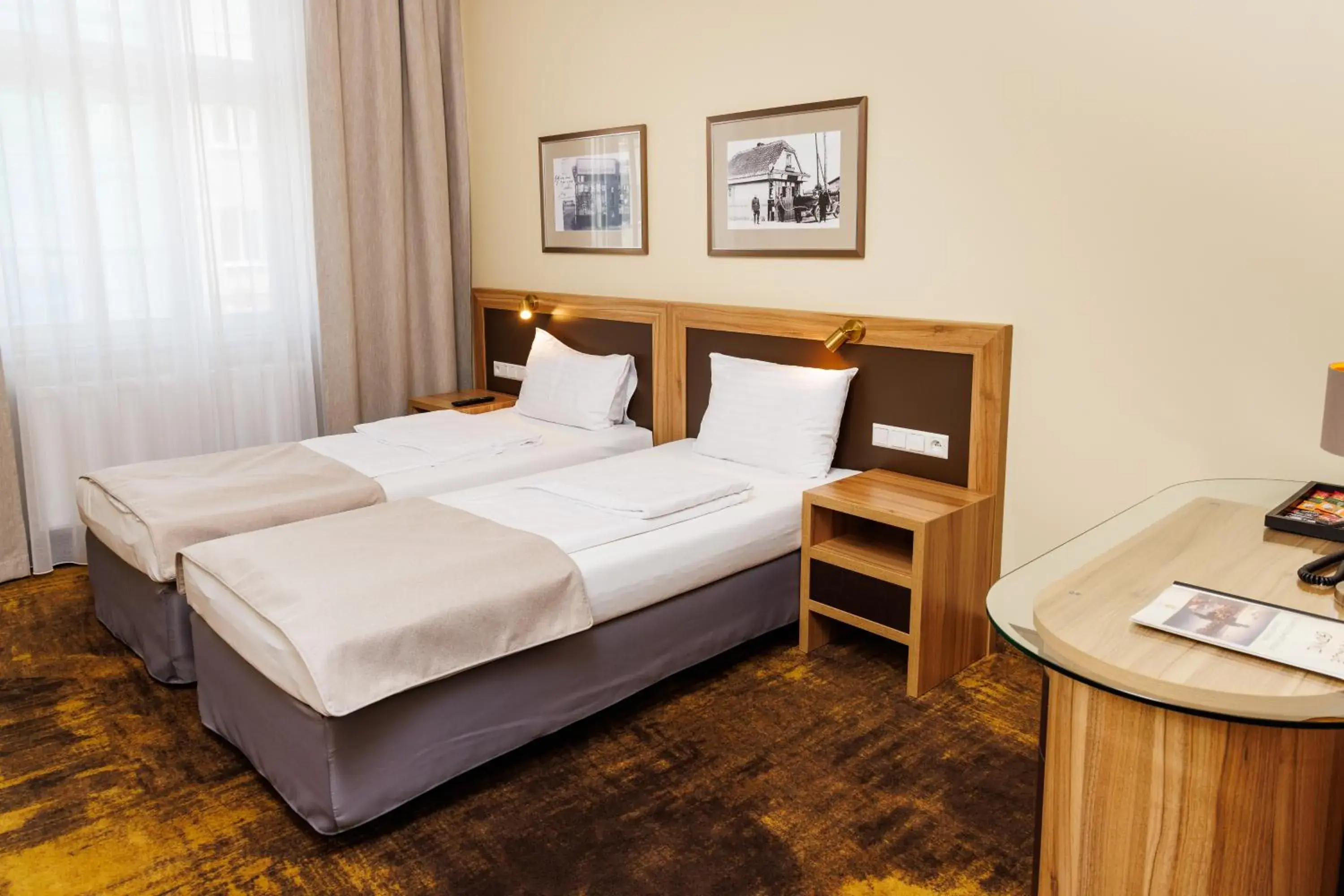 Large Double Room in Jakubowy Hotel Large Double Room in Jakubowy Hotel