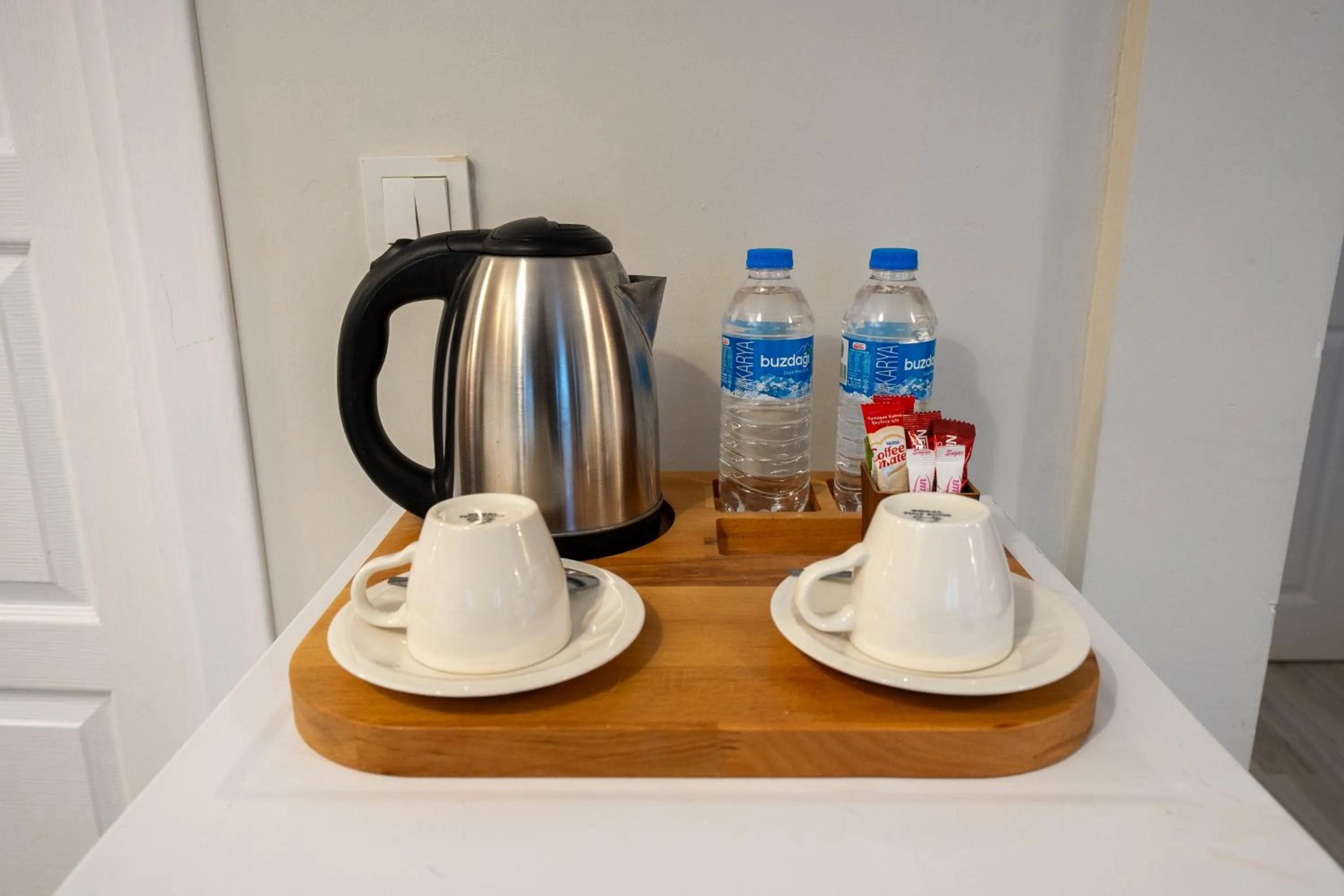 Coffee/tea facilities in Cihangir Palace Hotel