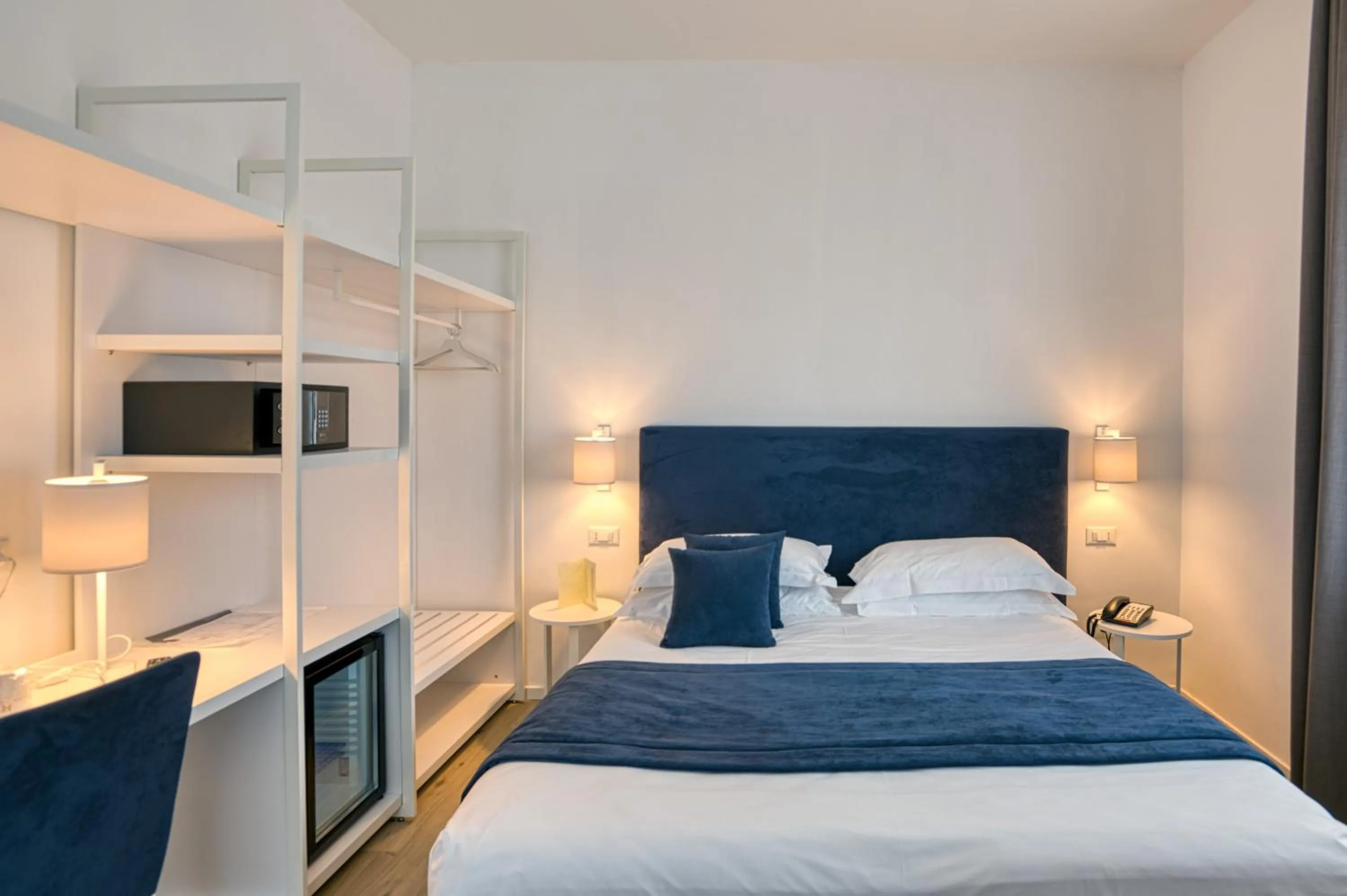 Photo of the whole room, Bed in Hotel Isabella Sorrento