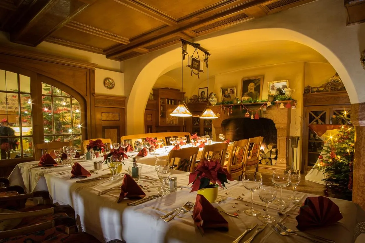 Restaurant/places to eat in Lahntalhotel Feudingen