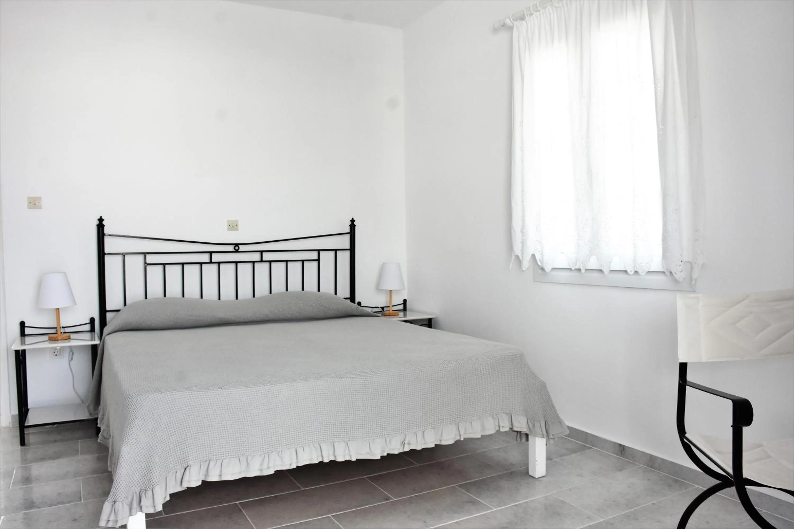 Bedroom, Bed in Bungalows Marina