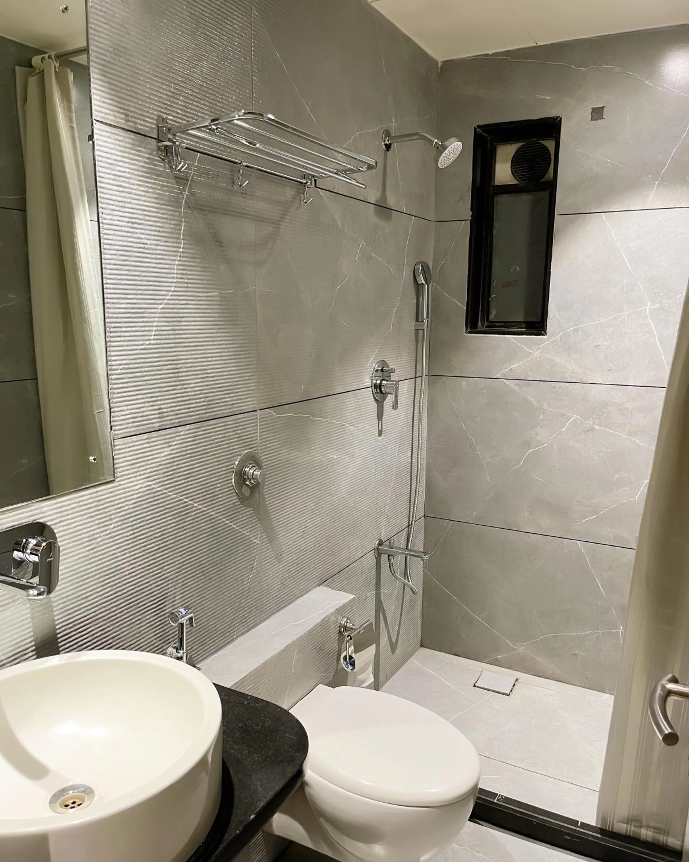 Studio - single occupancy in Hotel Sadanand Regency