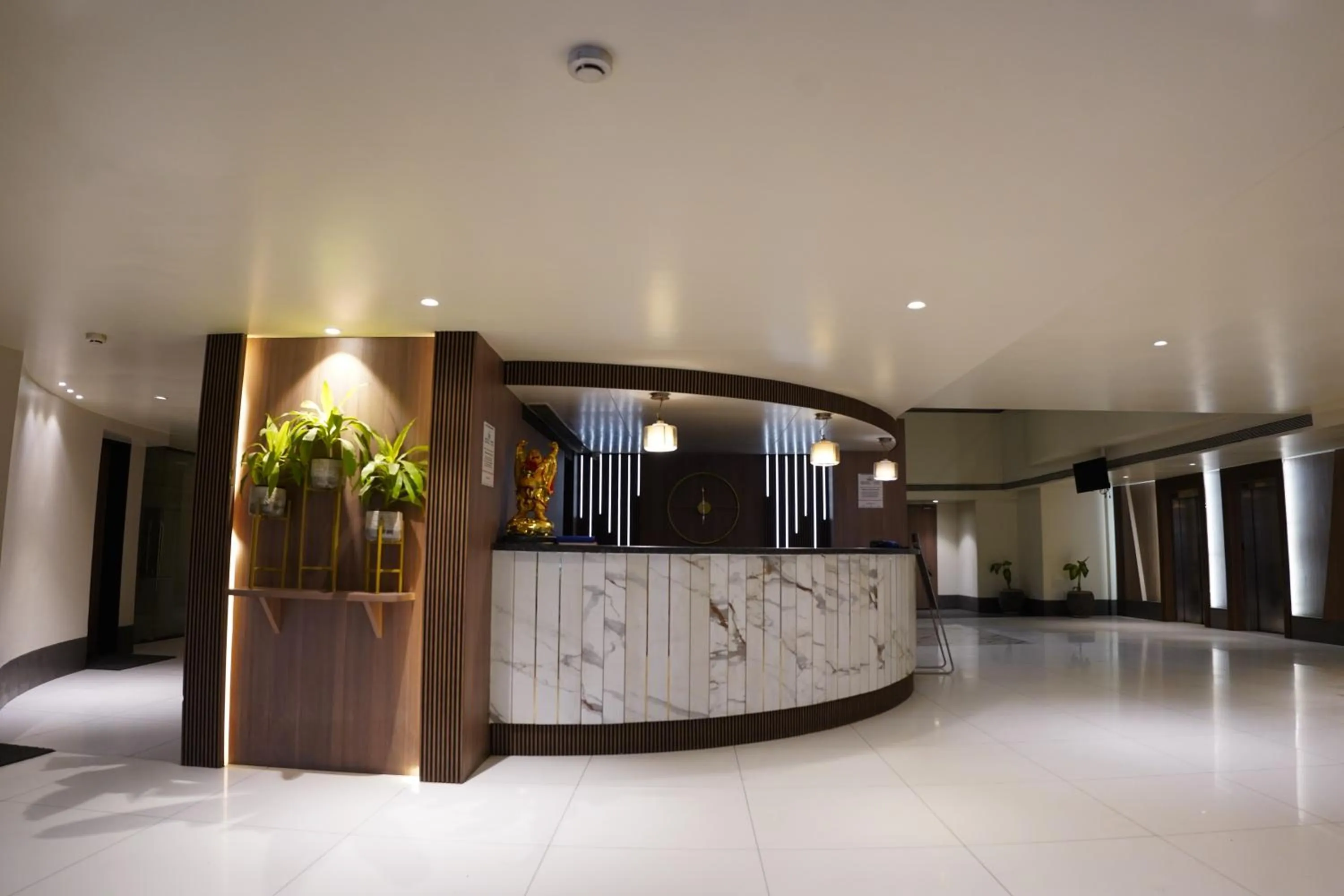 Lobby or reception in Hotel Sadanand Regency - Newly Renovated