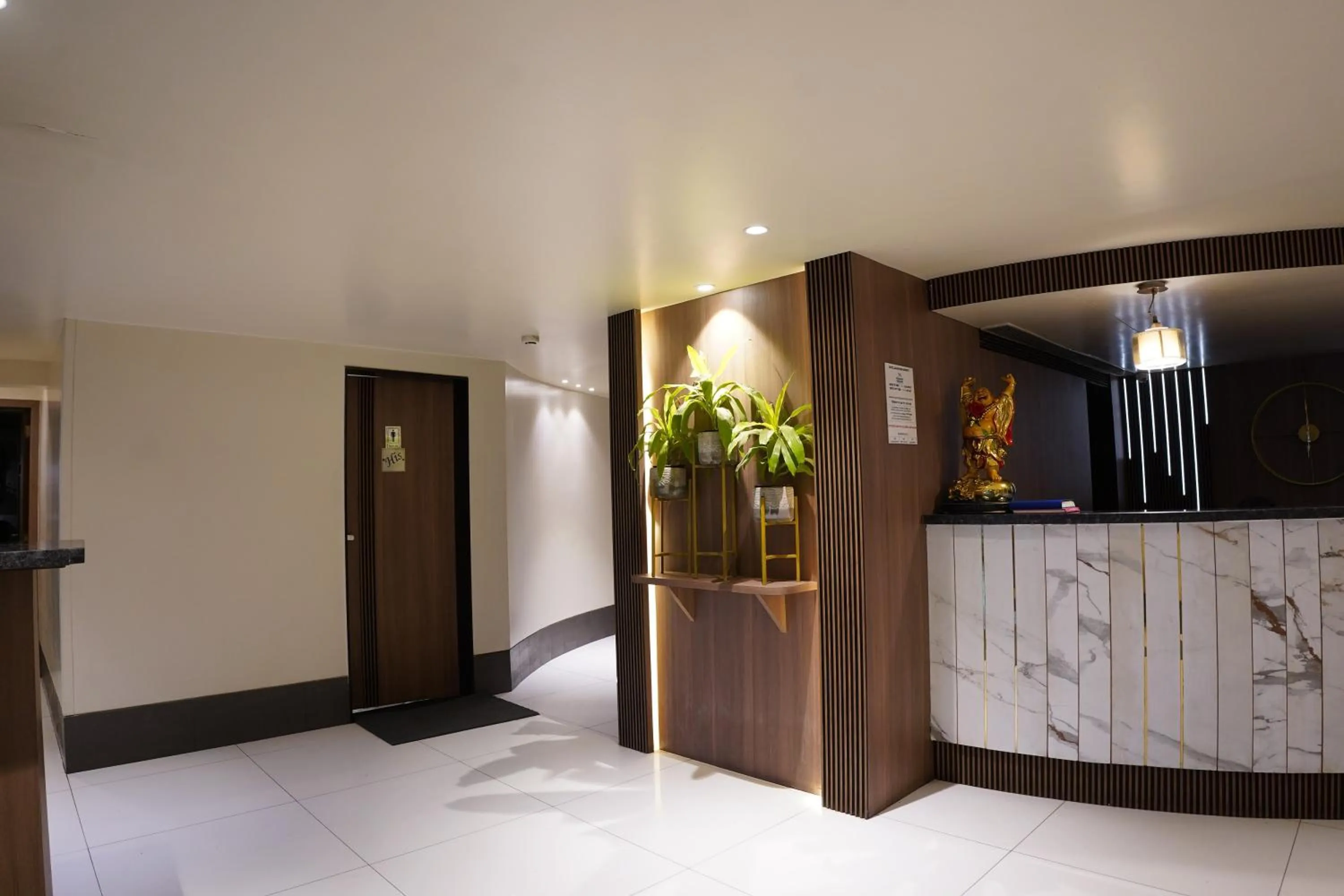 Lobby or reception in Hotel Sadanand Regency - Newly Renovated