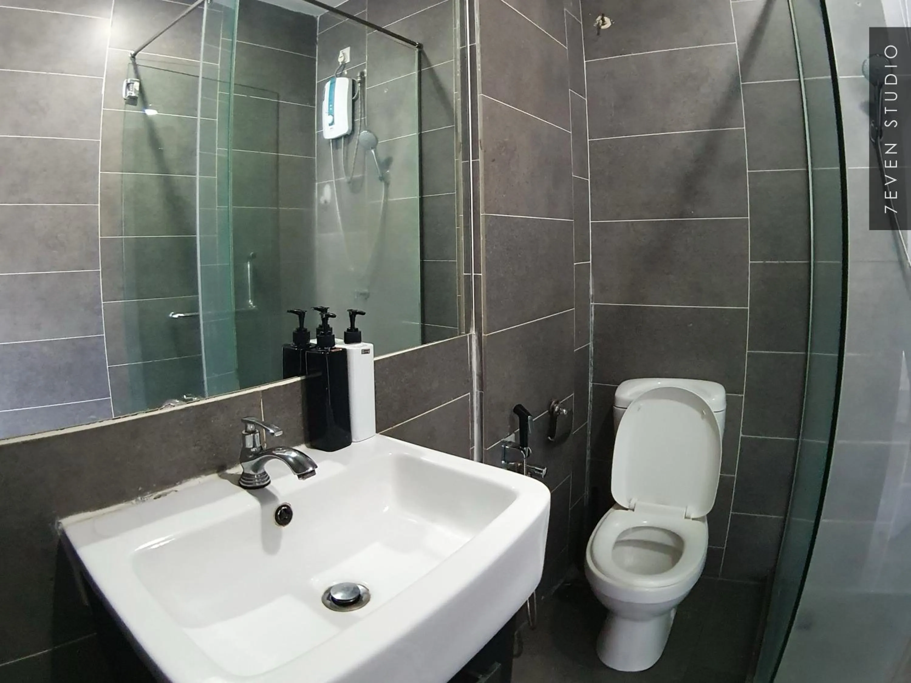 Five Studio - Empire Damansara