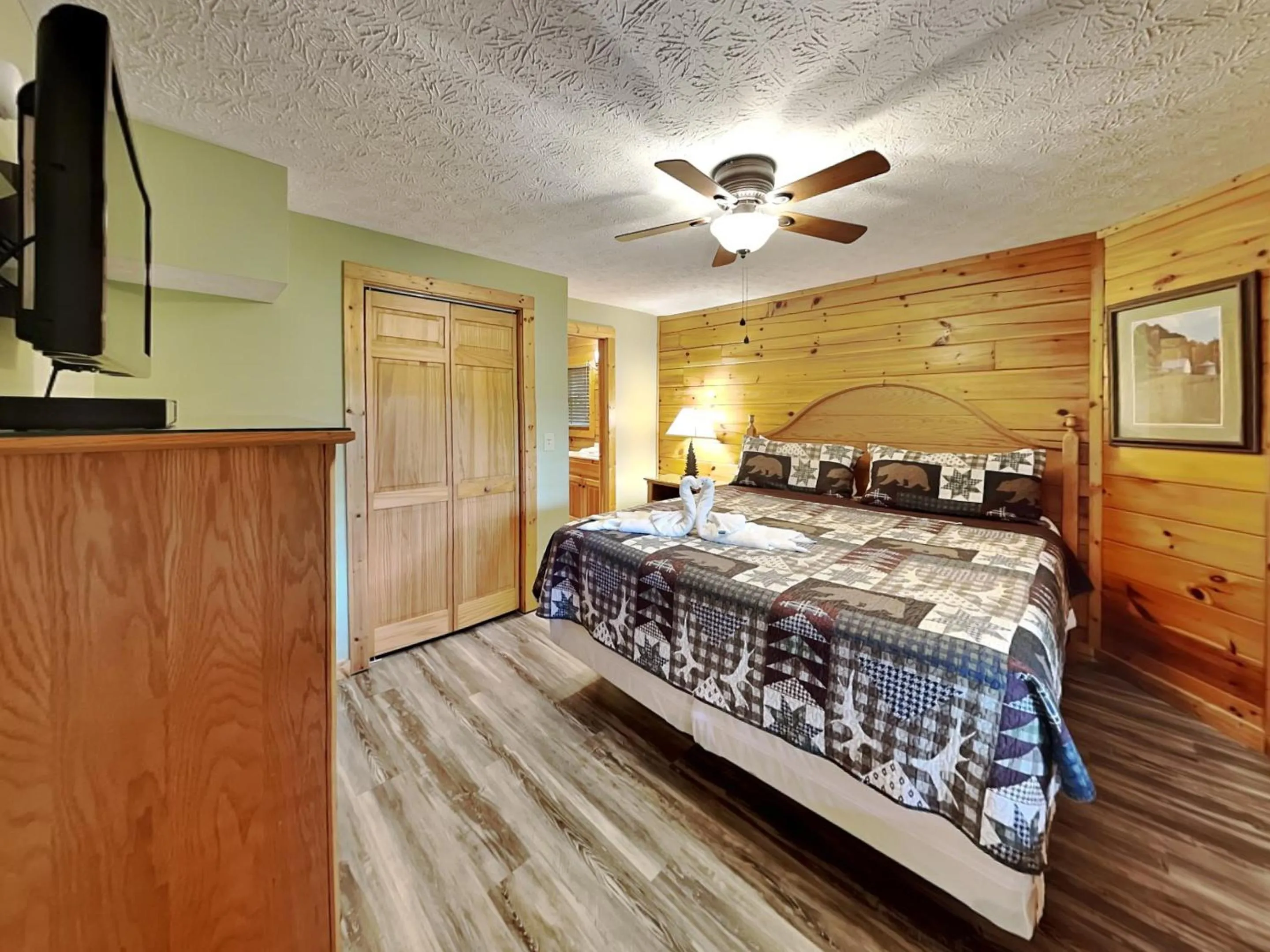 Bed in Highpoint Escape