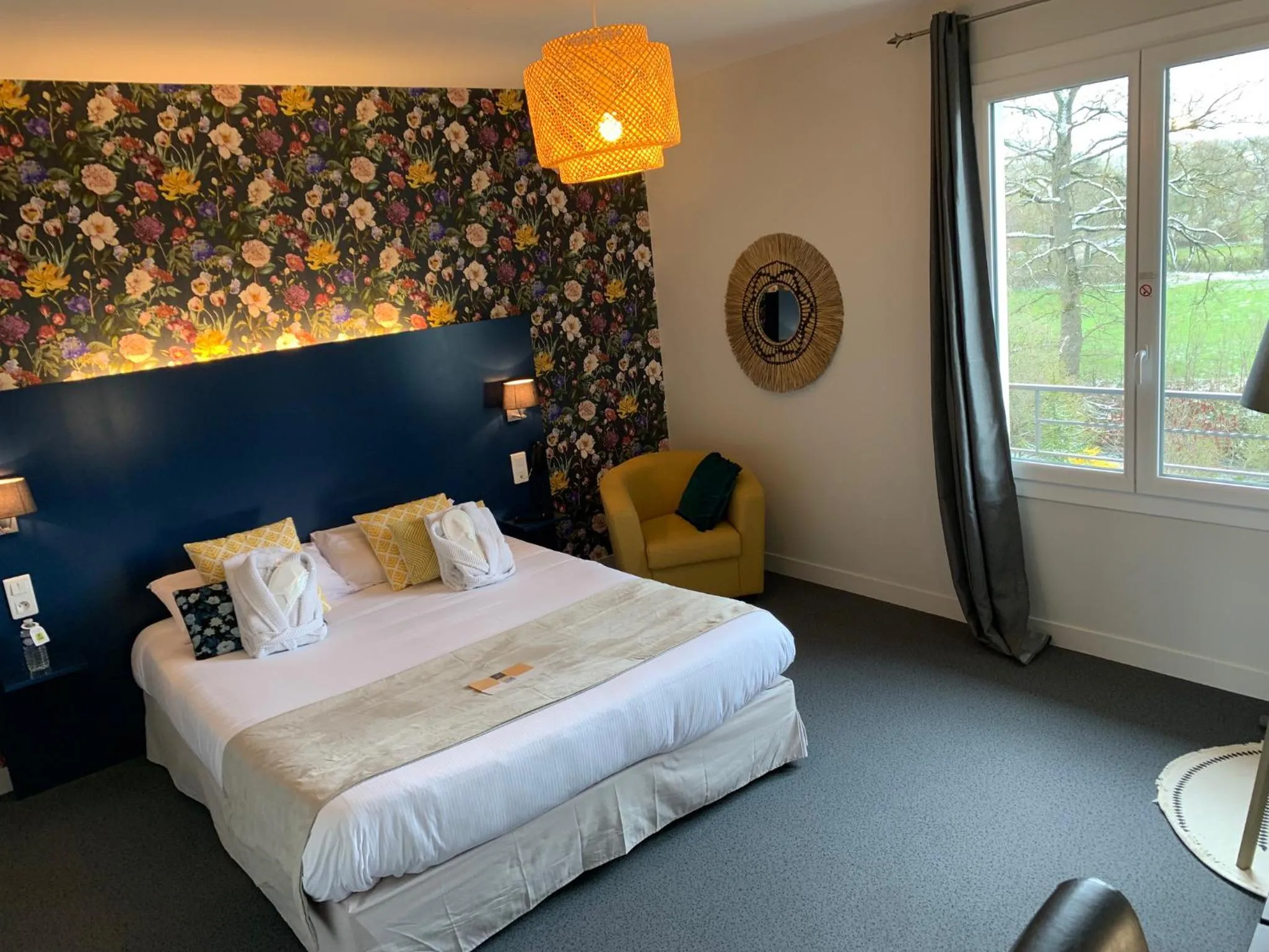 Photo of the whole room, Bed in Logis hôtel Aux Berges de l'Aveyron