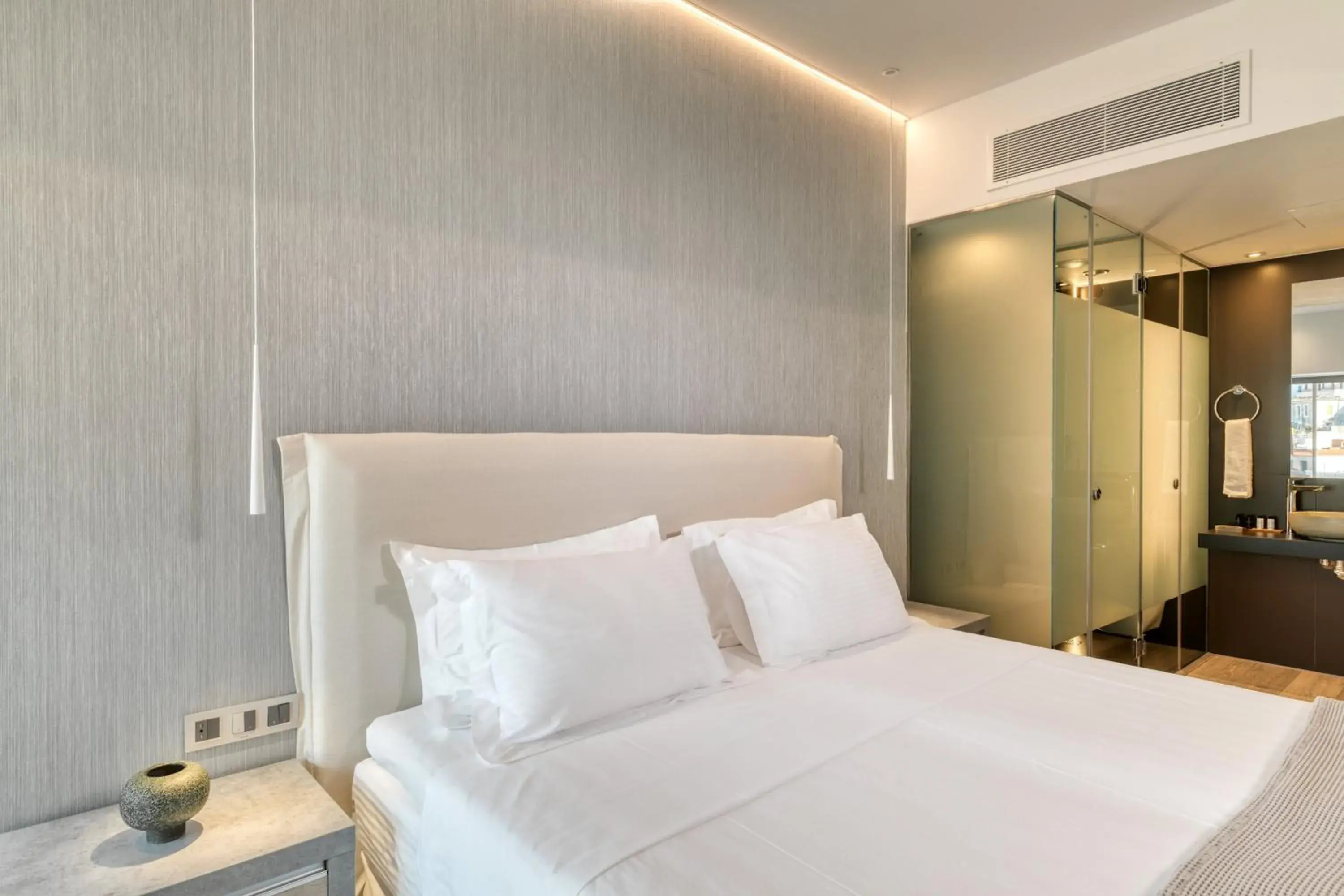 Economy Double Room in LAS HOTEL & SPA Economy Double Room in LAS HOTEL & SPA