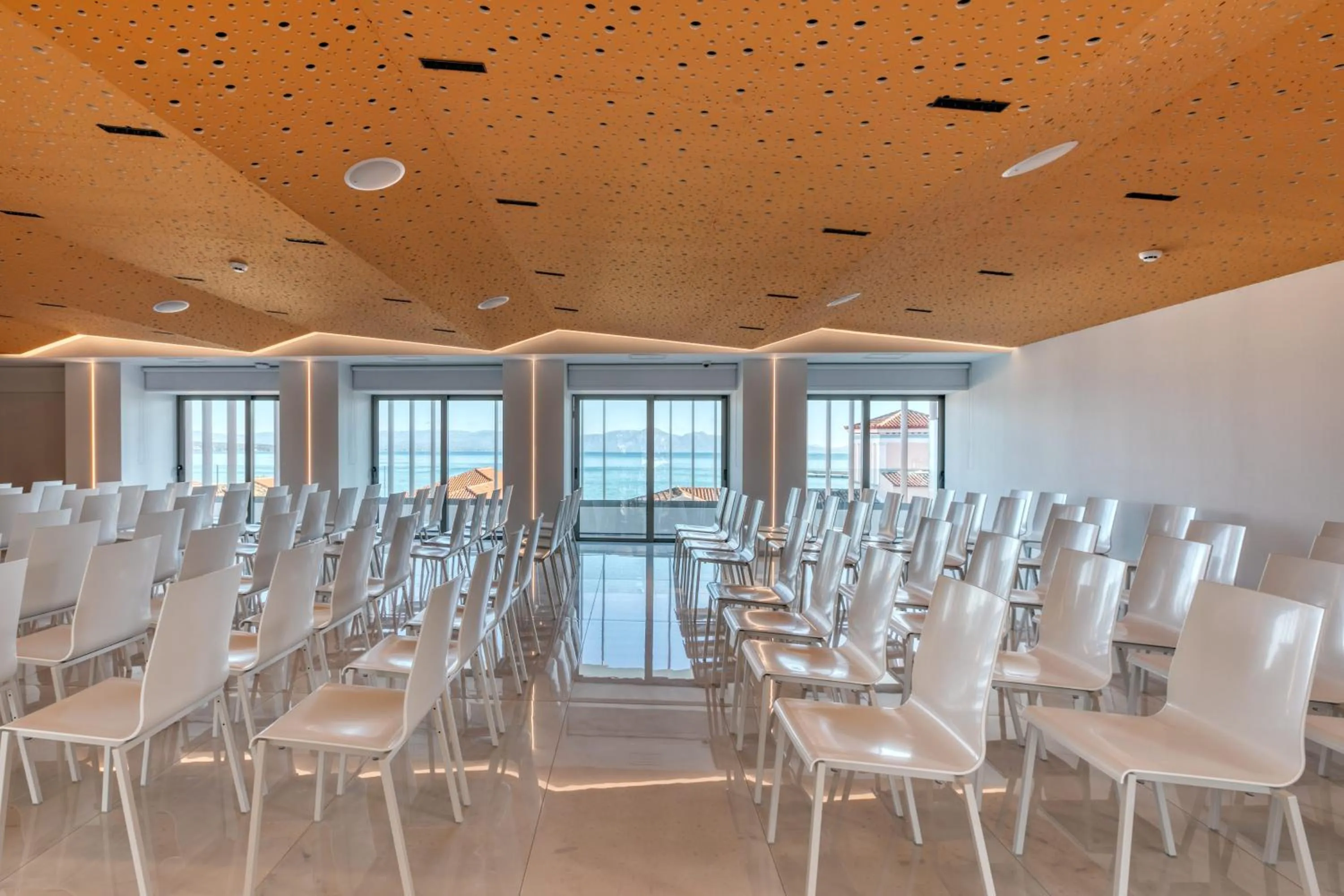 Business facilities in LAS HOTEL & SPA