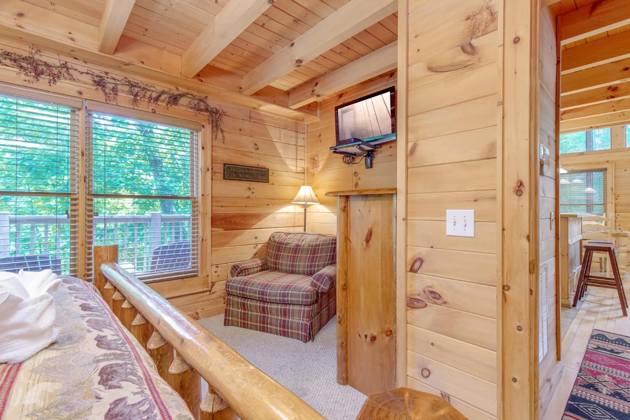 Property building, Bed in Gentle Bens Den