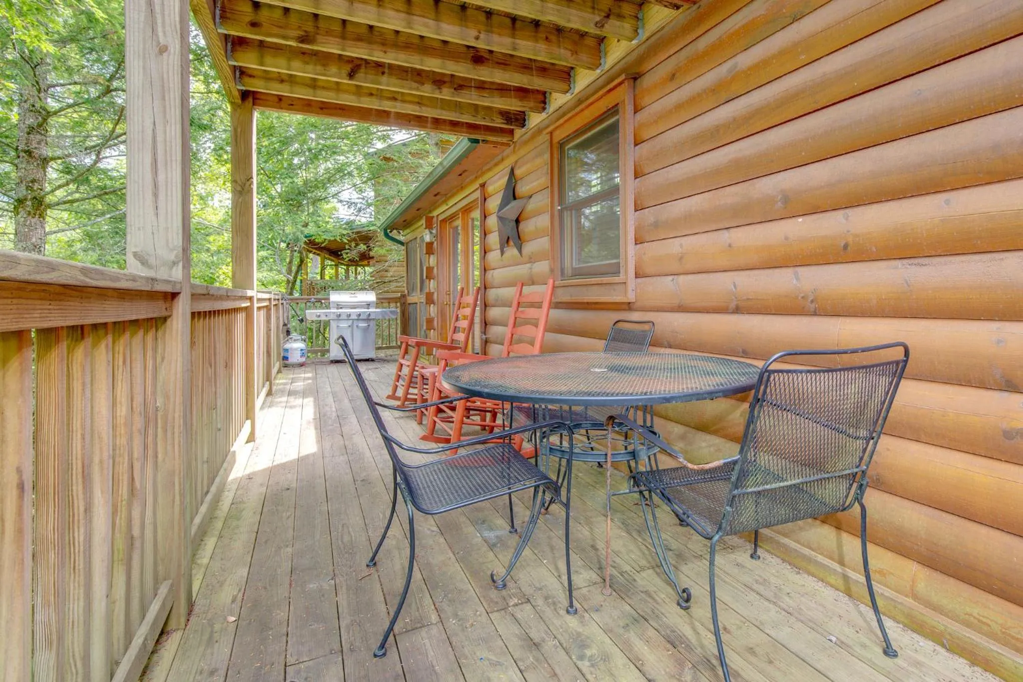 Property building in Gentle Bens Den