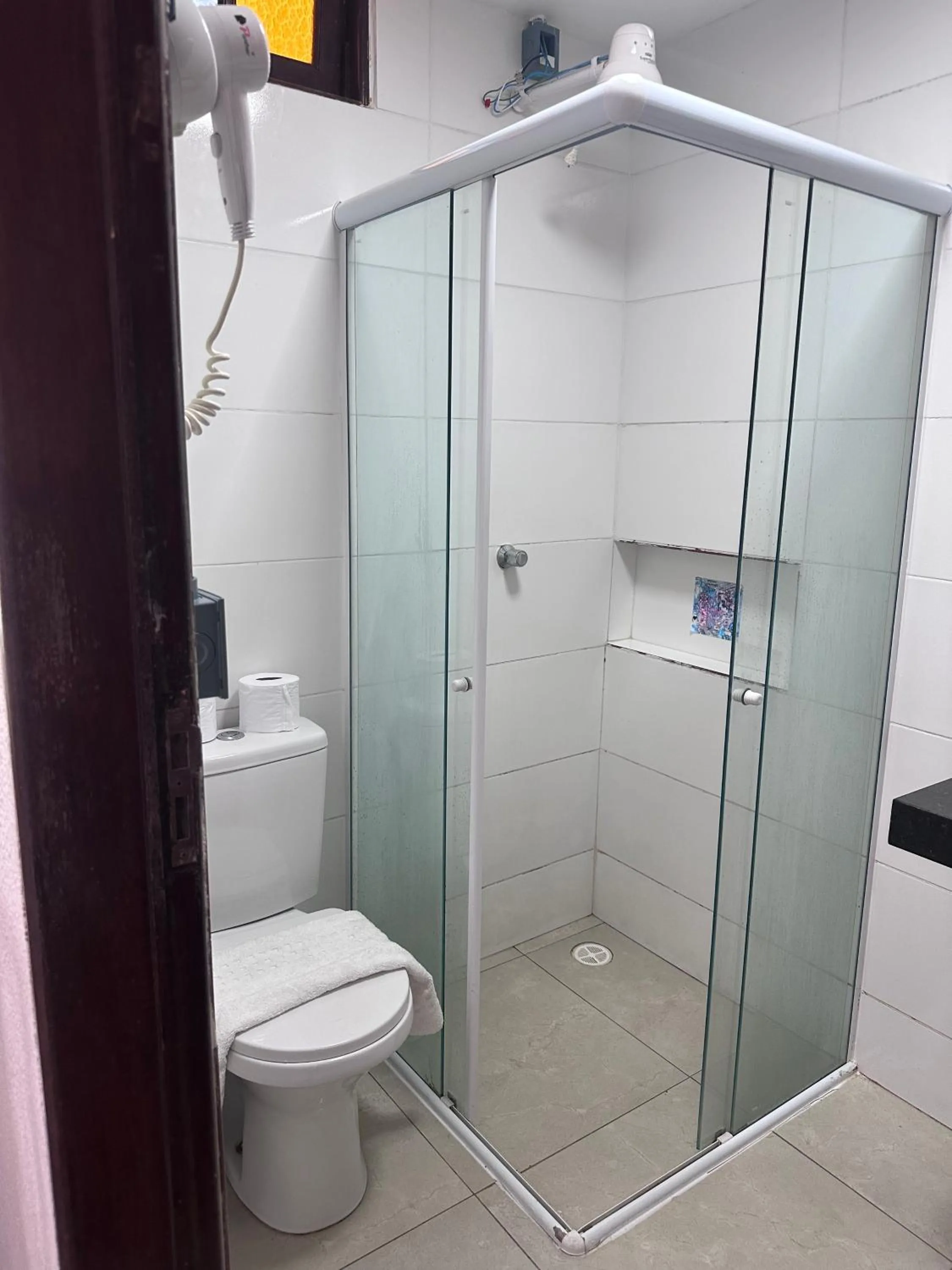 Shower in Pousada Brisa e Mar