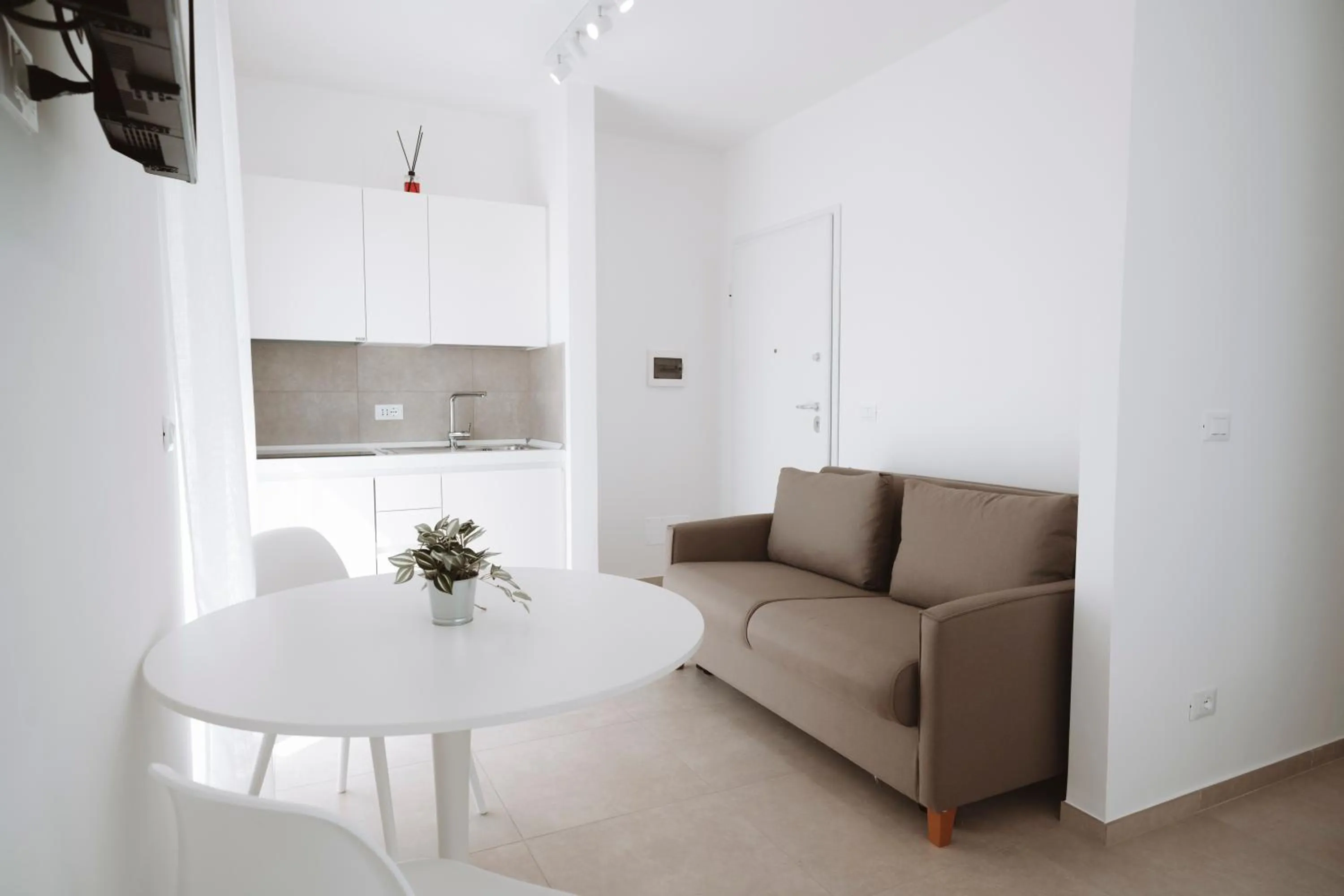 TV and multimedia in Gioema