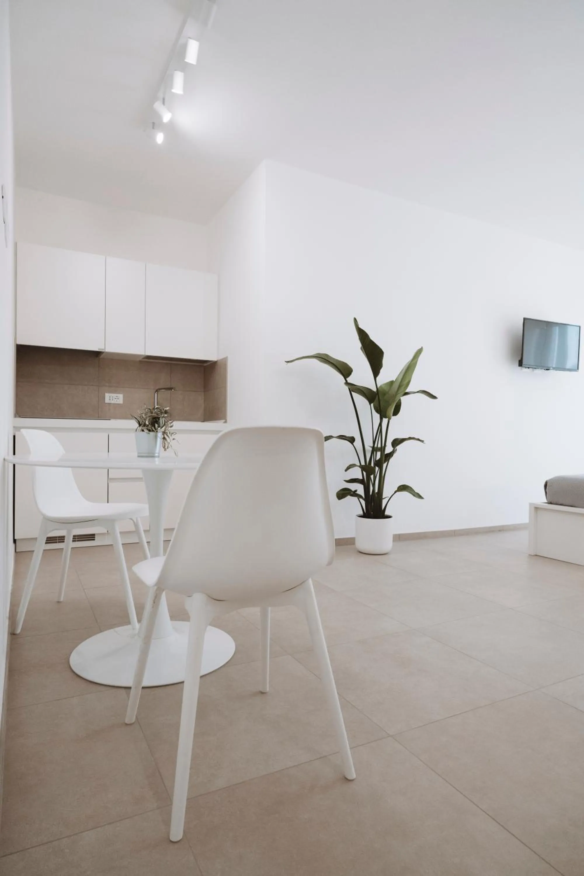 TV and multimedia in Gioema