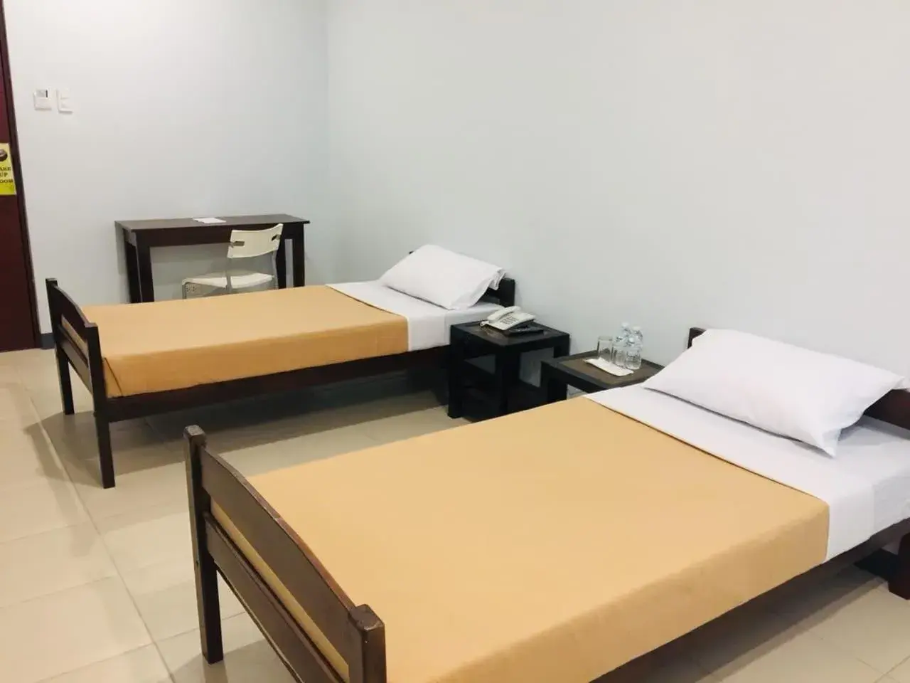 Standard Queen Room in Seasons Hotel Sablayan Standard Queen Room in Seasons Hotel Sablayan