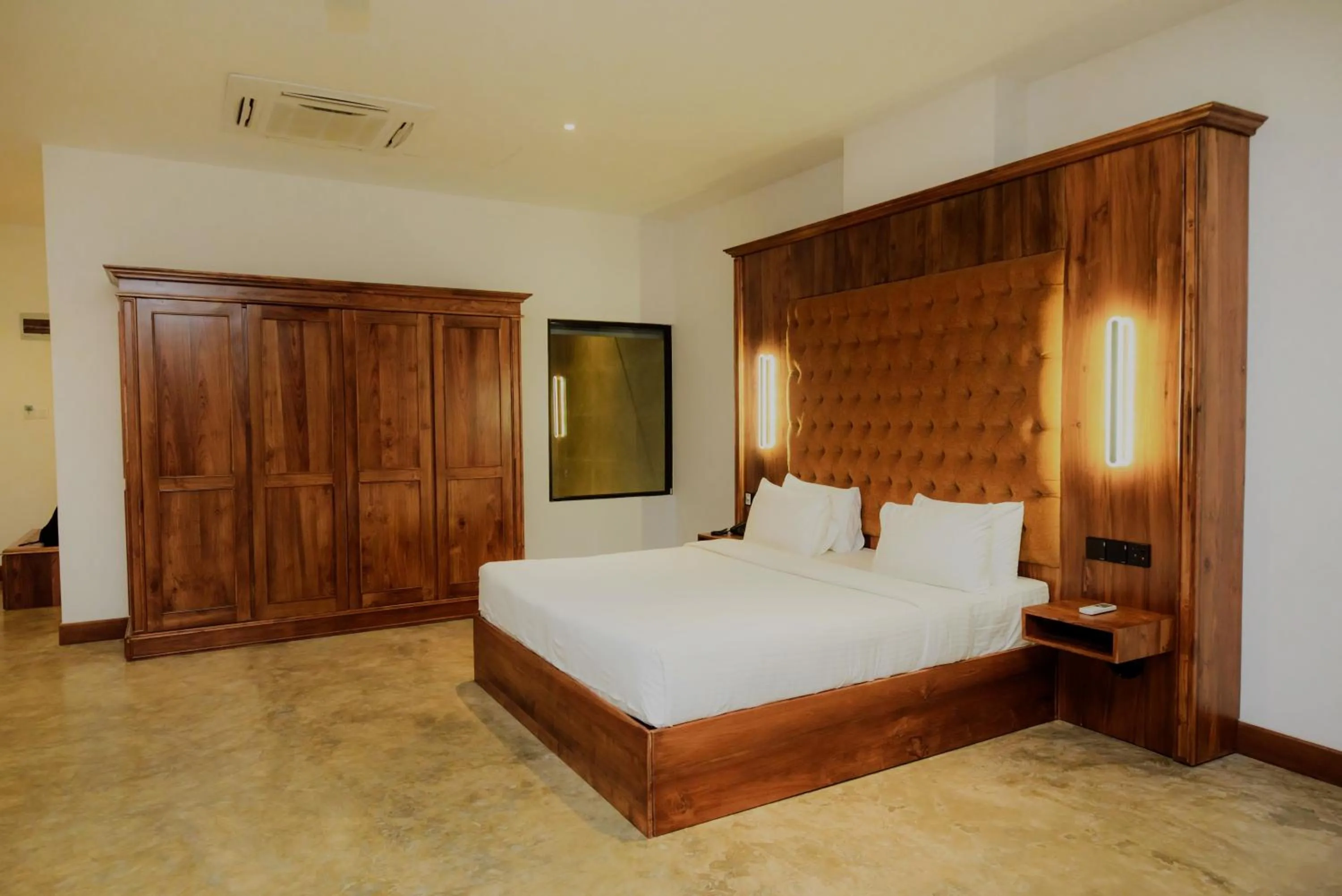 Bedroom, Bed in Hotel Refresh Blue