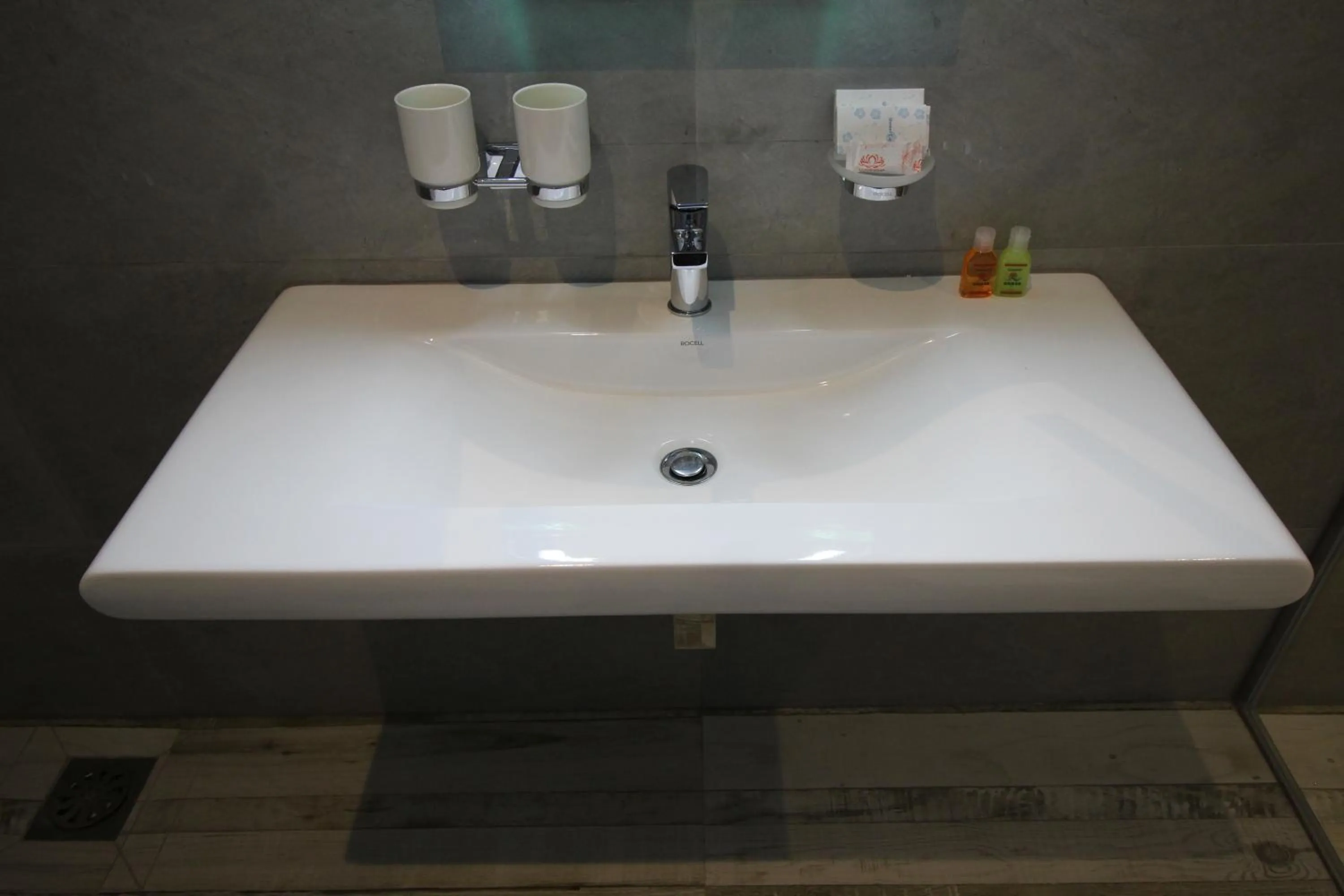 Bathroom in Hotel Refresh Blue