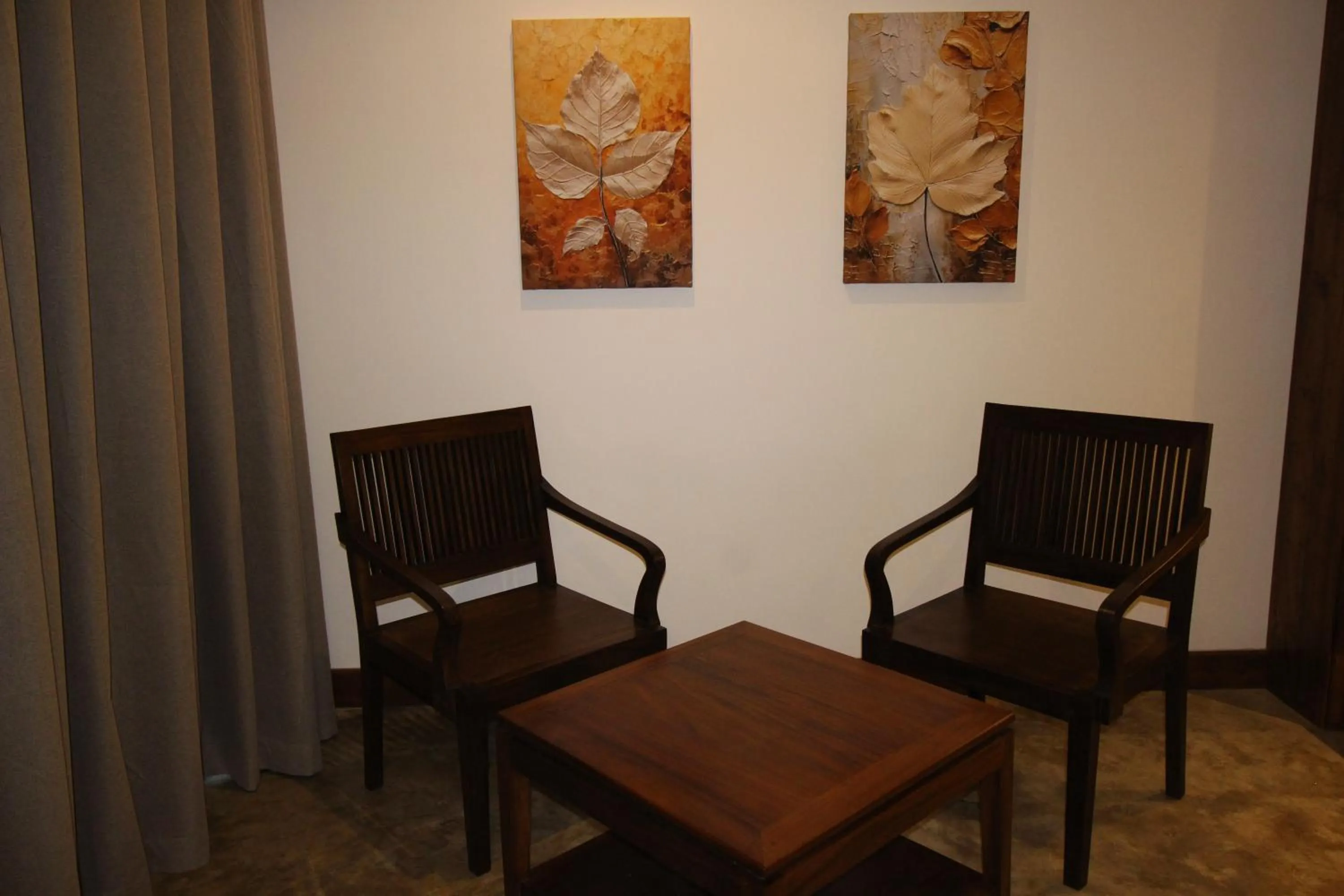 Seating area in Hotel Refresh Blue