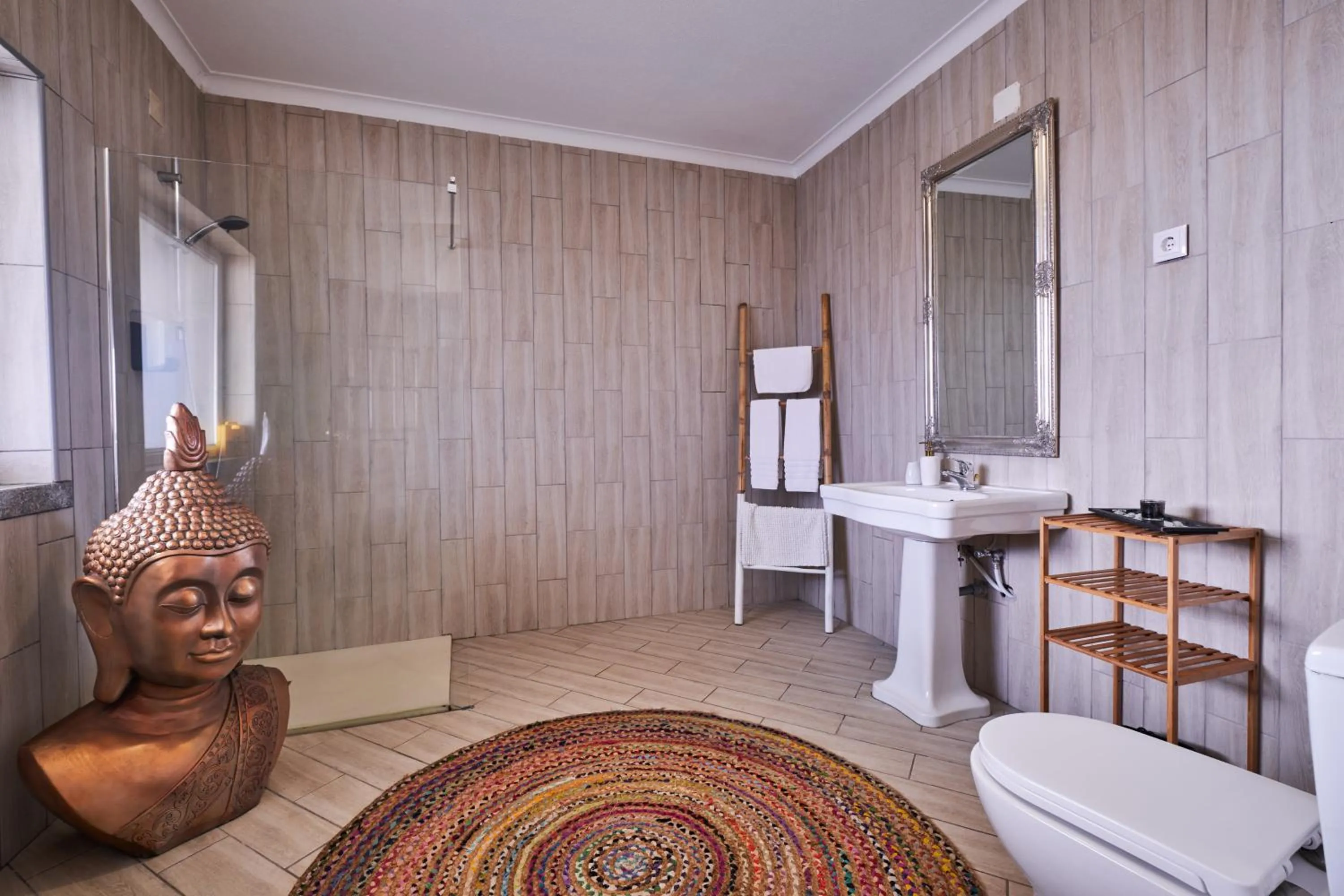 Toilet in A Casa Branca - with Pool & Jacuzzi