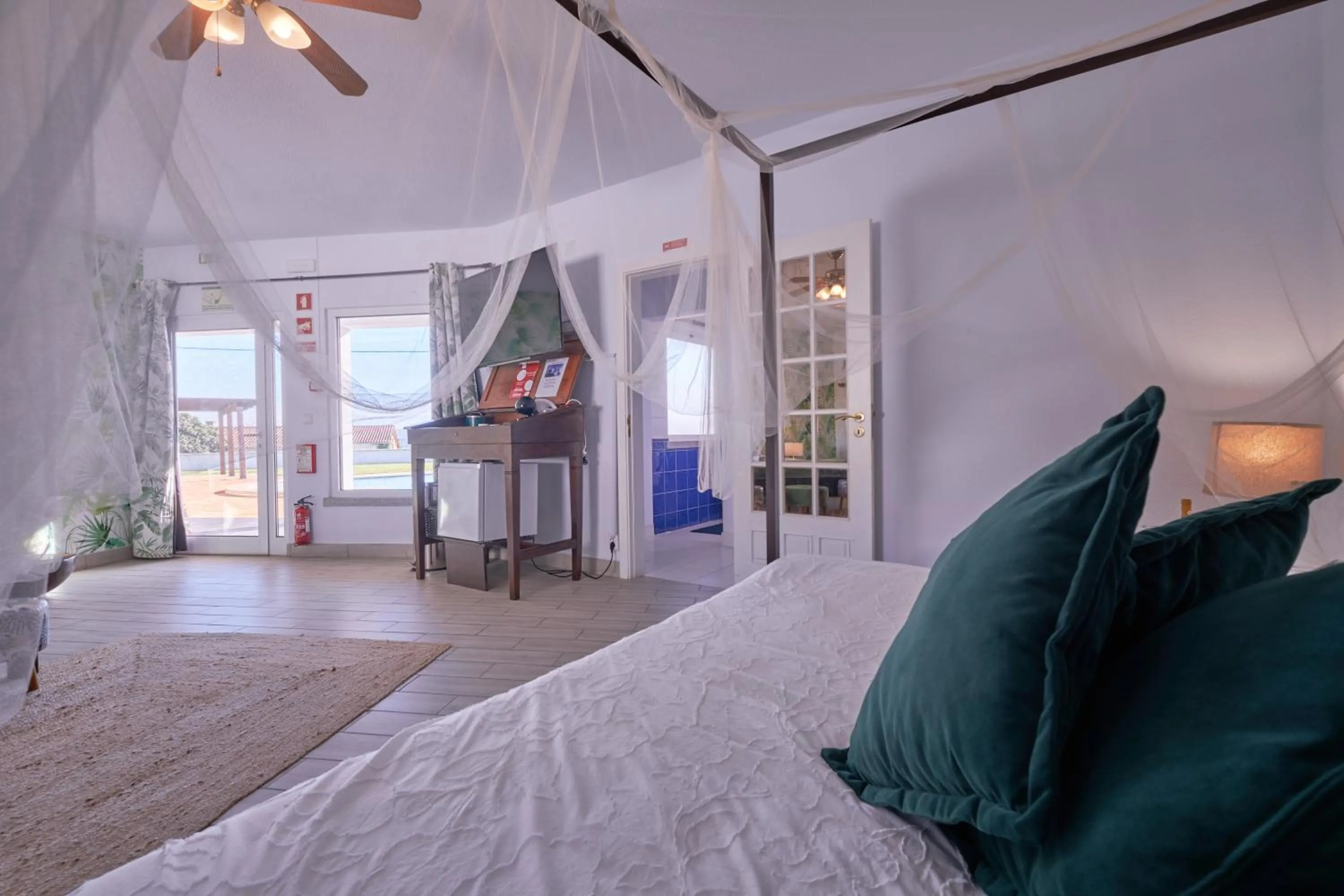 Bed in A Casa Branca - with Pool & Jacuzzi