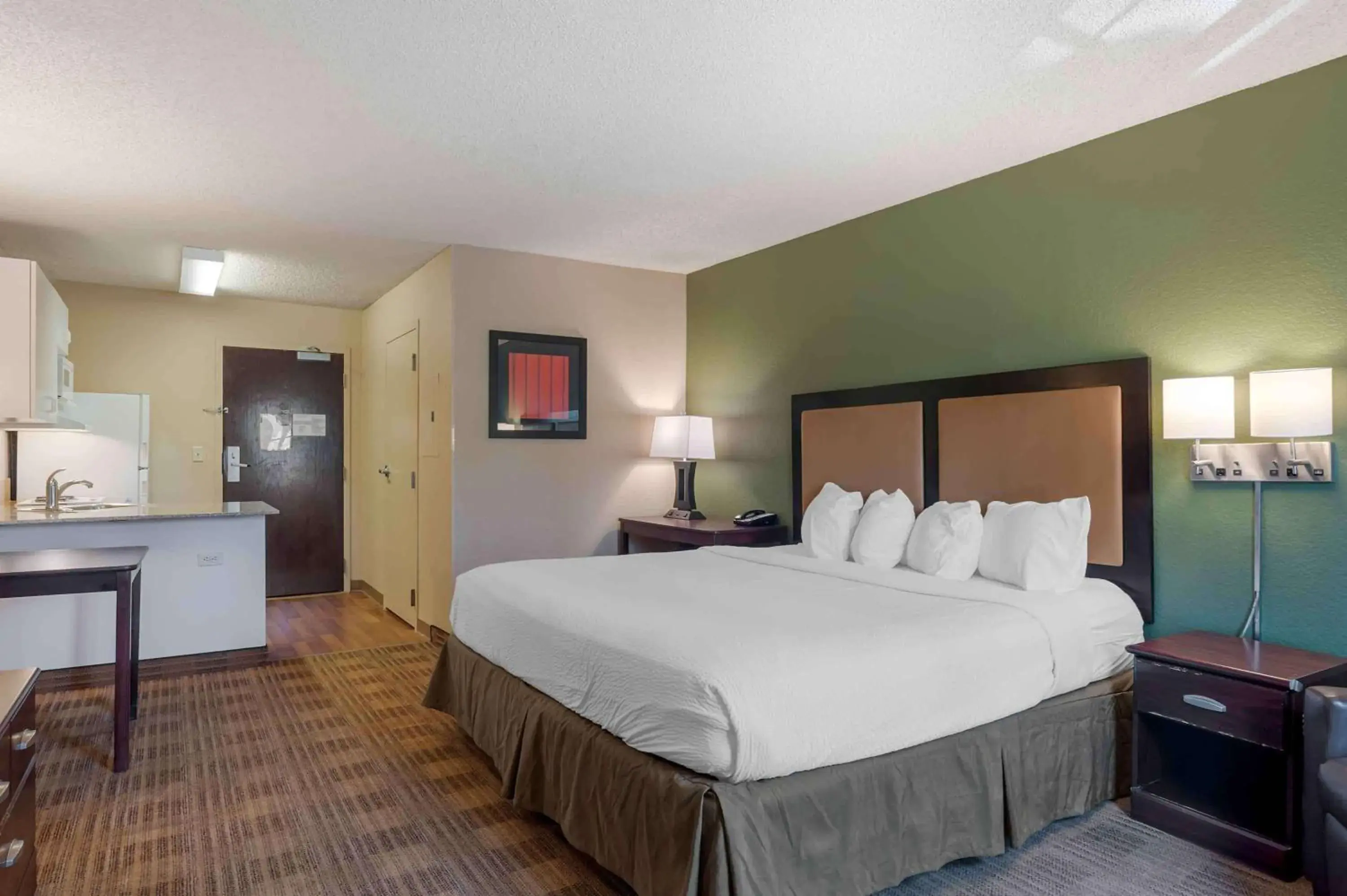 Studio with 1 King Bed - Non-Smoking in Extended Stay America Suites - Orange County - Lake Forest Studio with 1 King Bed - Non-Smoking in Extended Stay America Suites - Orange County - Lake Forest