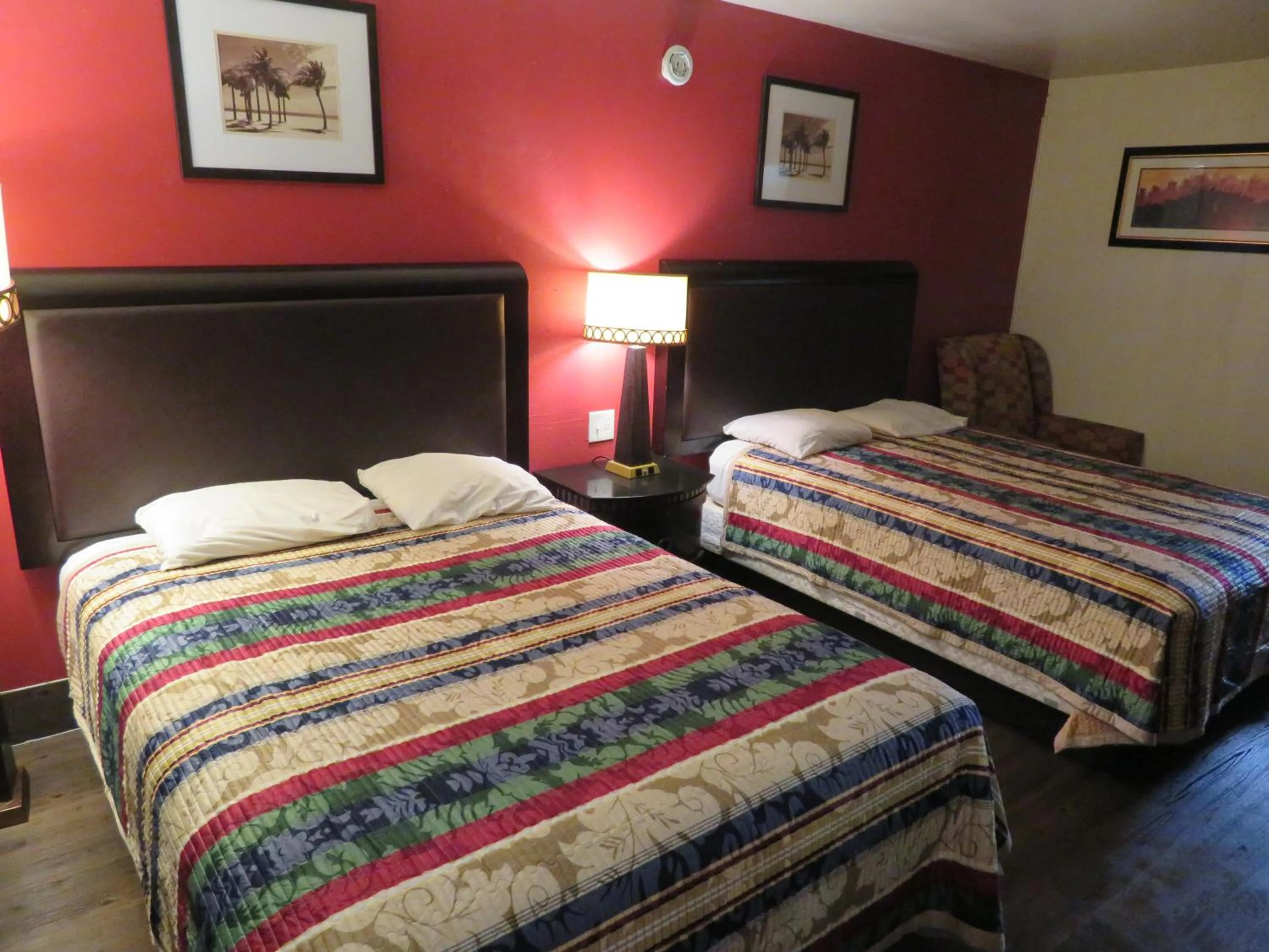 Bed in Travel Inn Beaumont