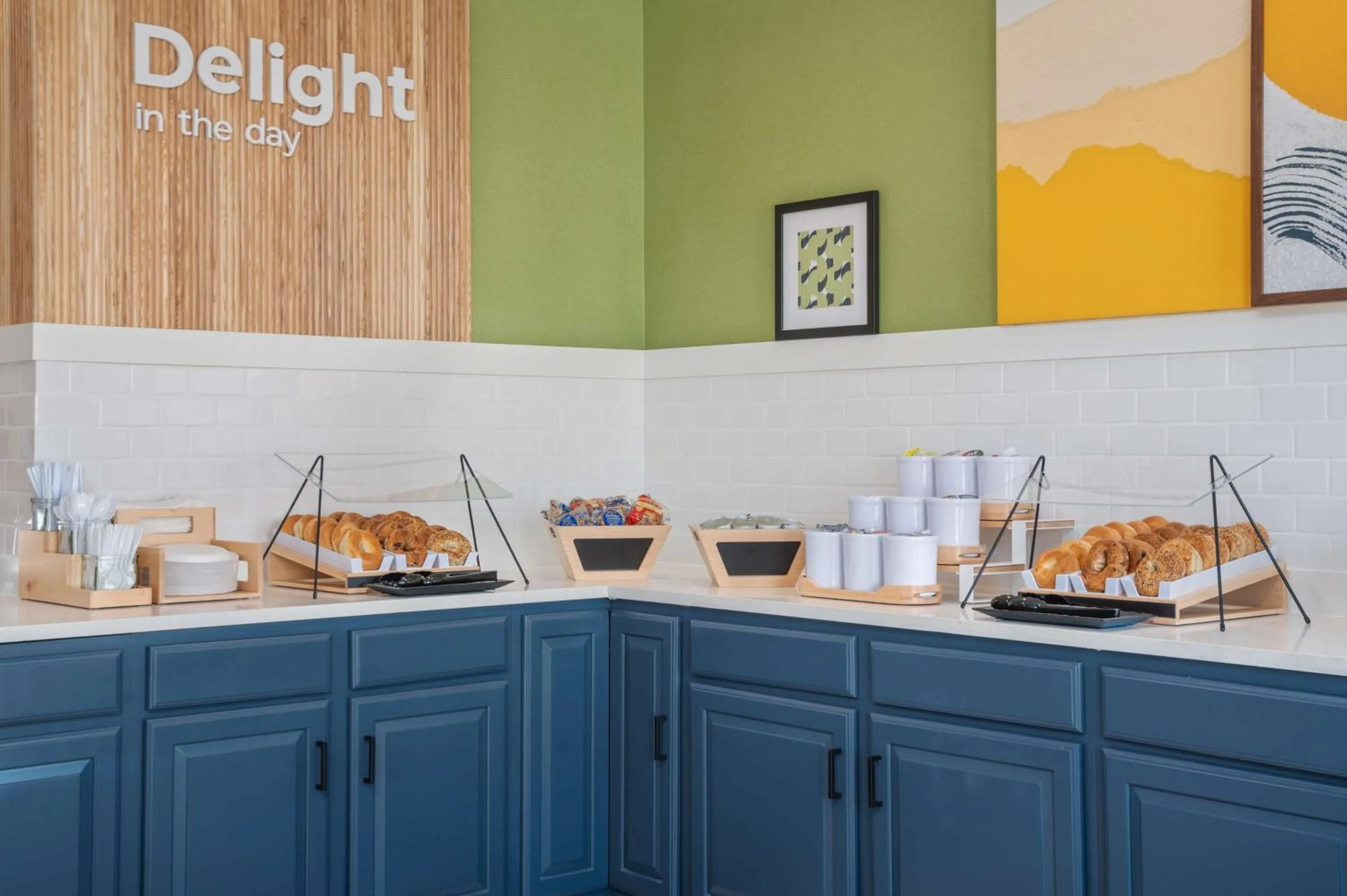 Breakfast in Spark by Hilton Minot