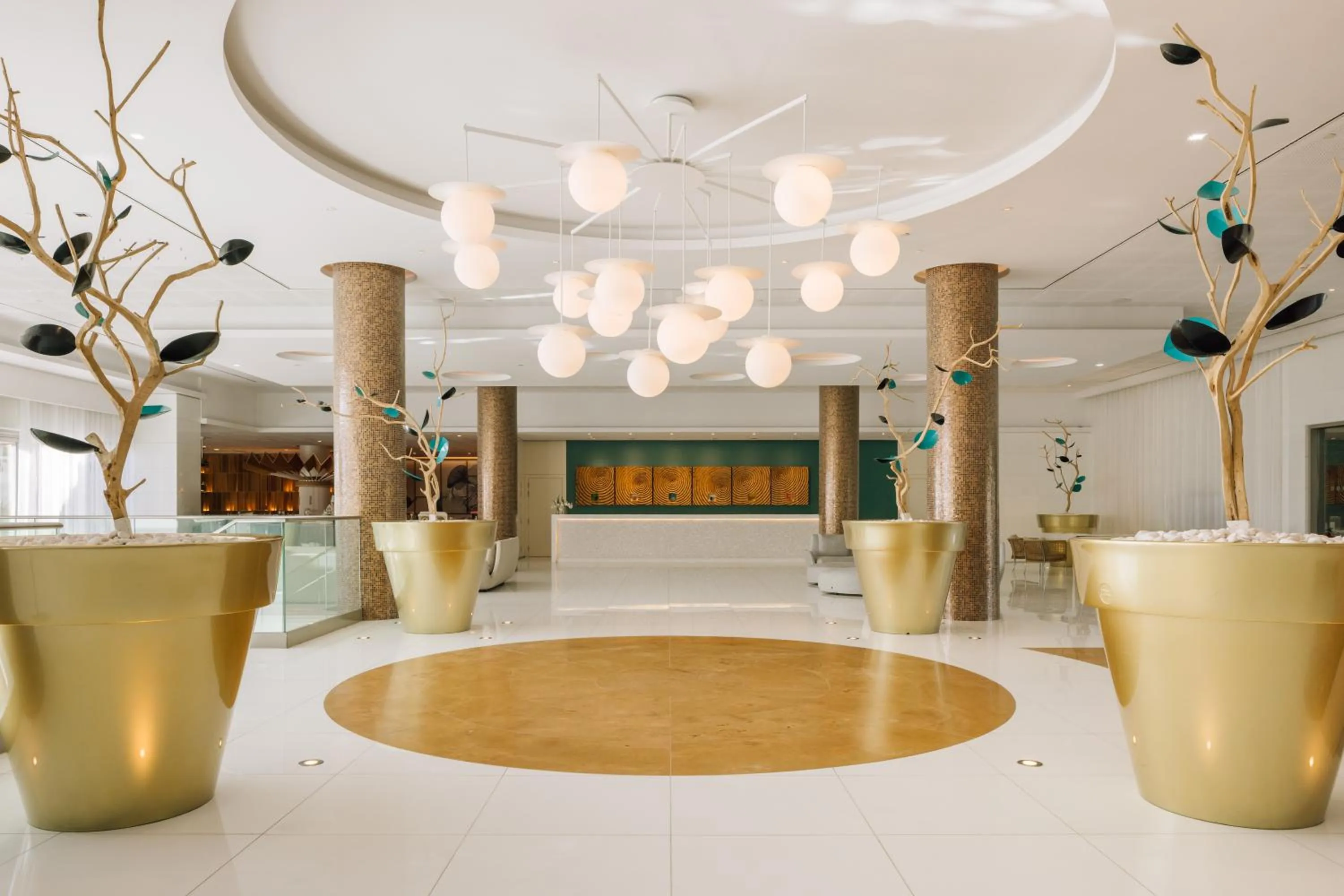 Lobby or reception in EPIC SANA Algarve Hotel