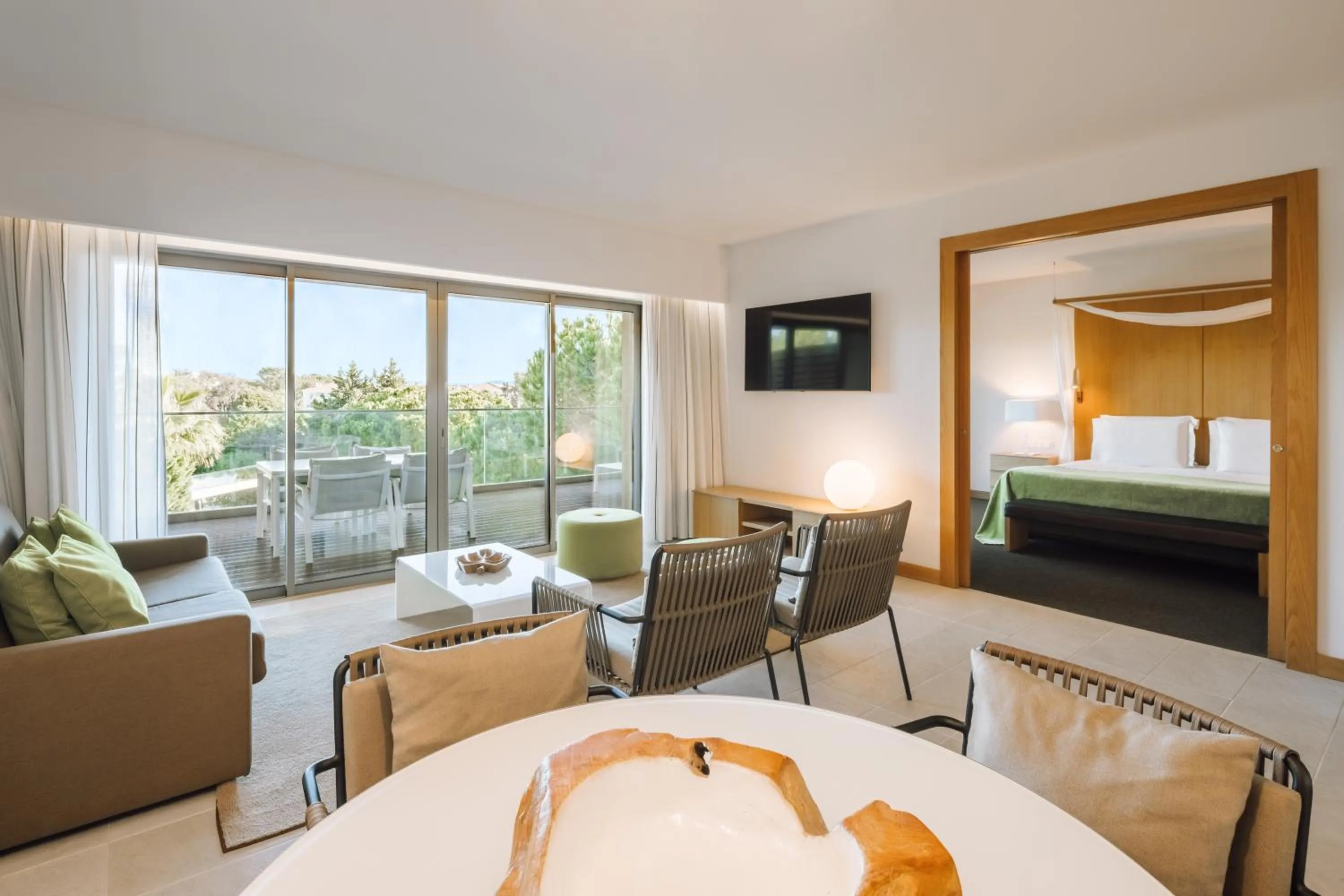 Living room, Bed in EPIC SANA Algarve Hotel