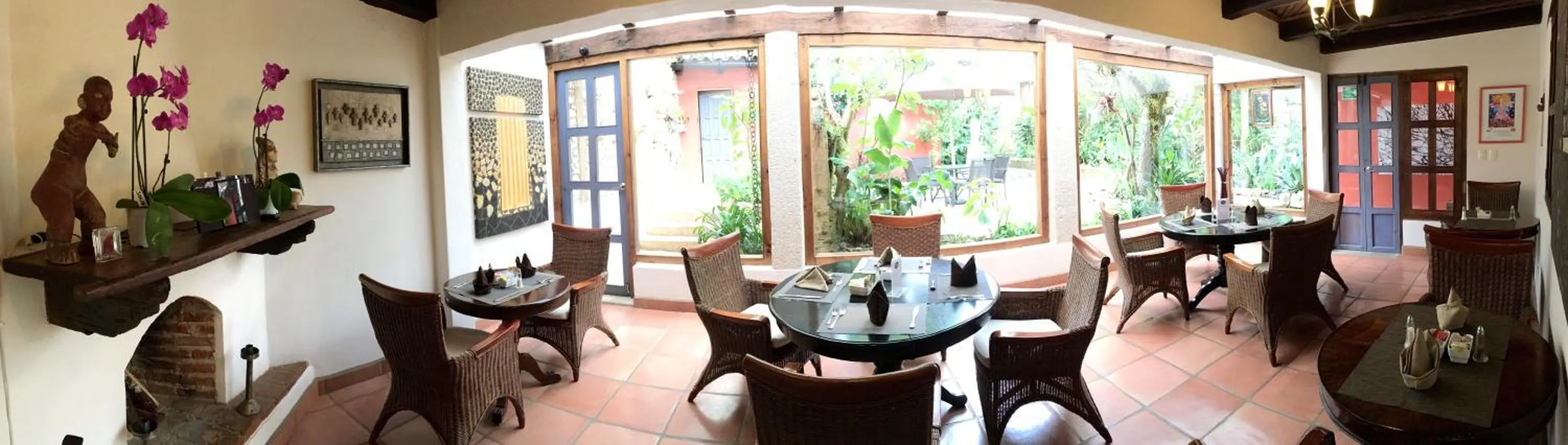 Restaurant/places to eat in Guayaba Inn Boutique Hotel