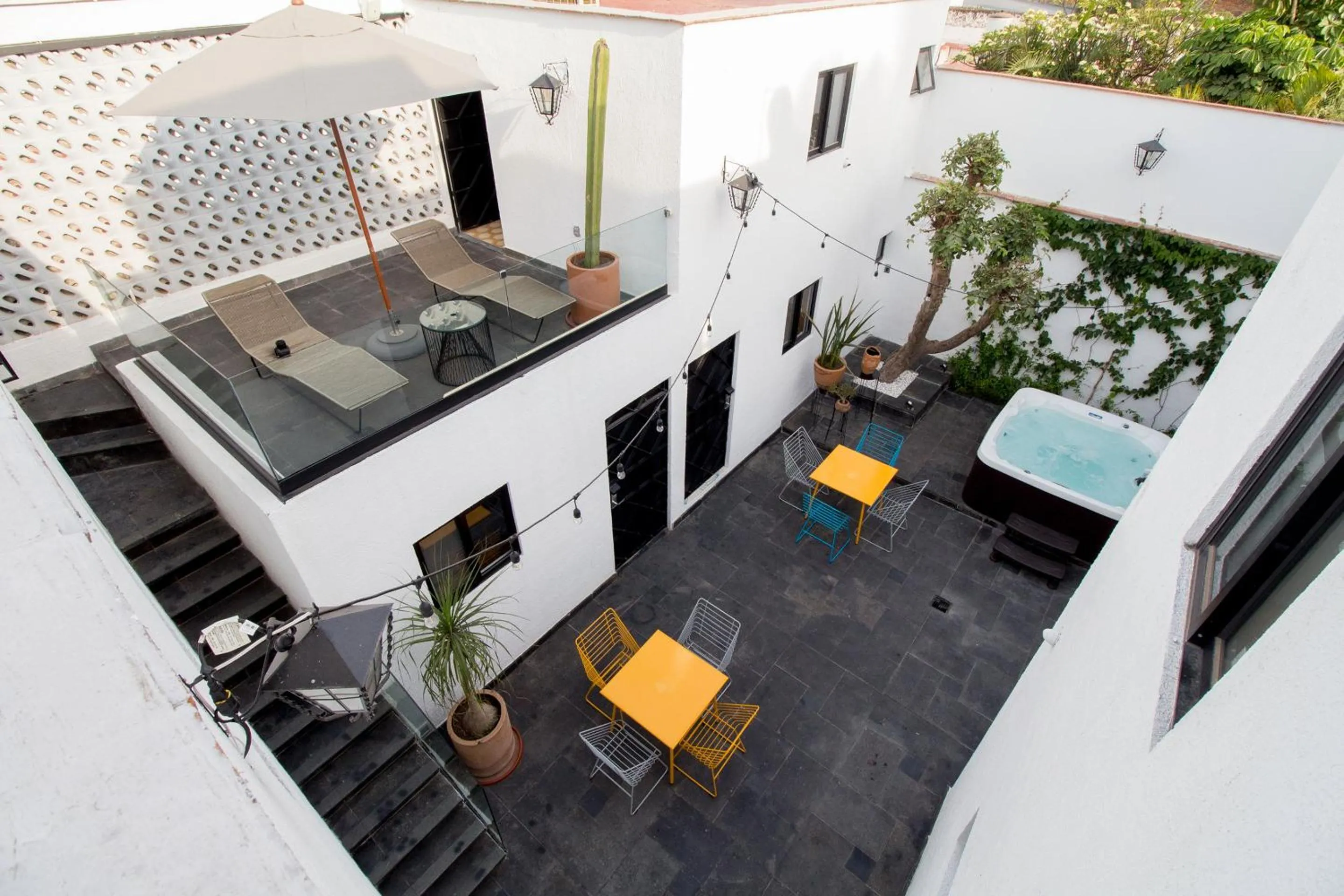 Restaurant/places to eat in Hotel Casona Independencia