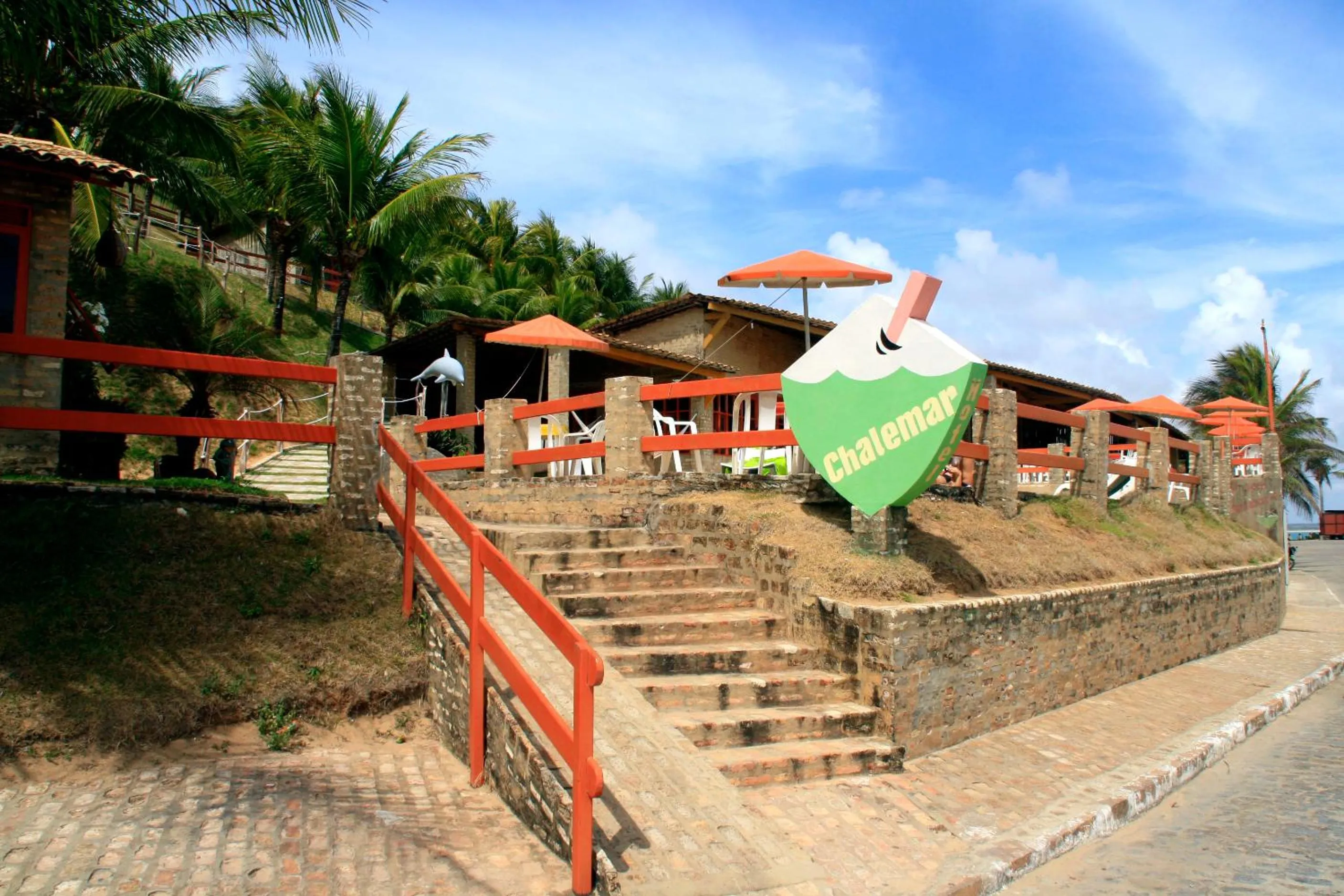 Facade/entrance in Chalemar Hotel Pousada
