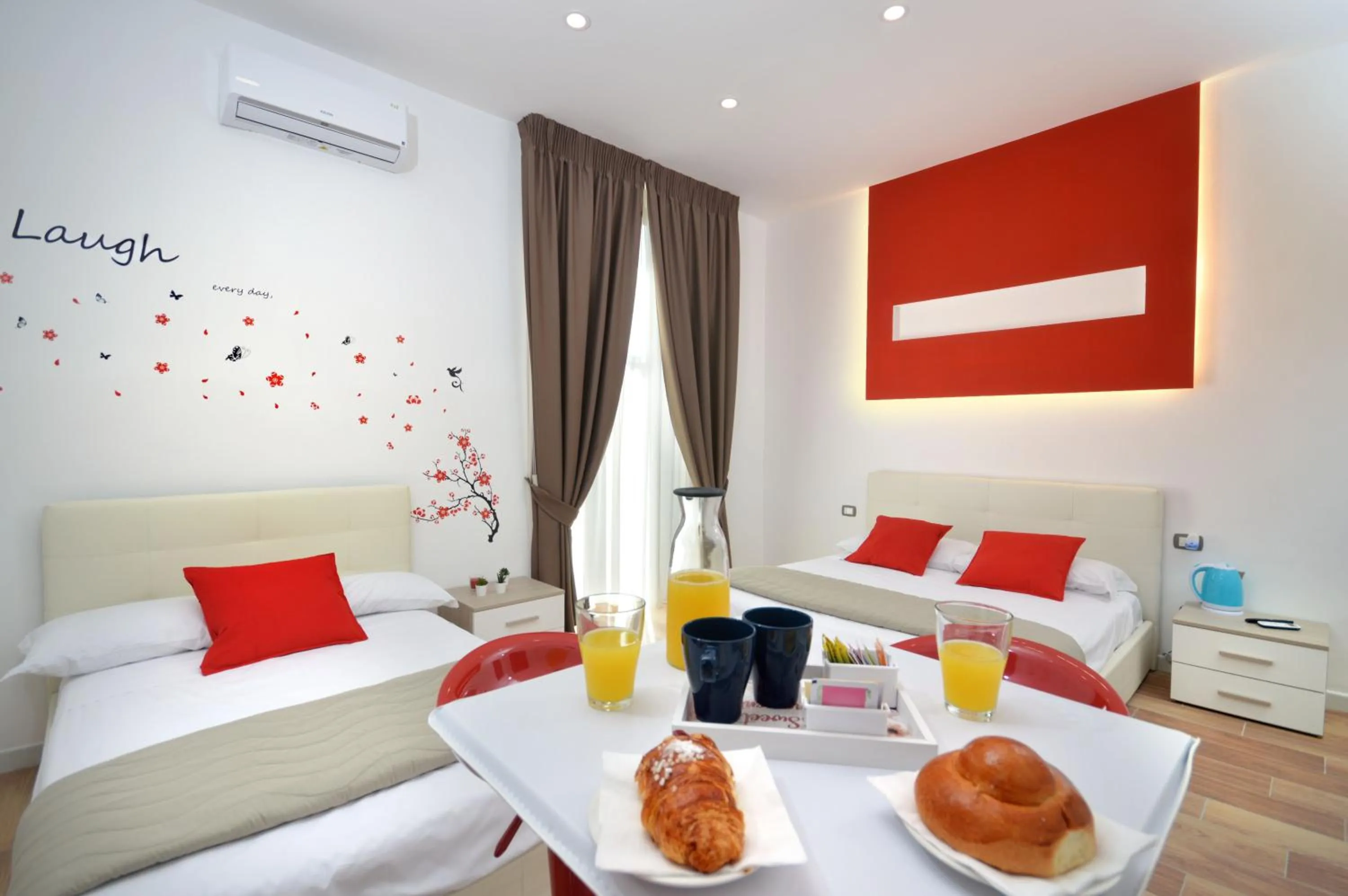 Food and drinks, Bed in B&BCentral Station Napoli