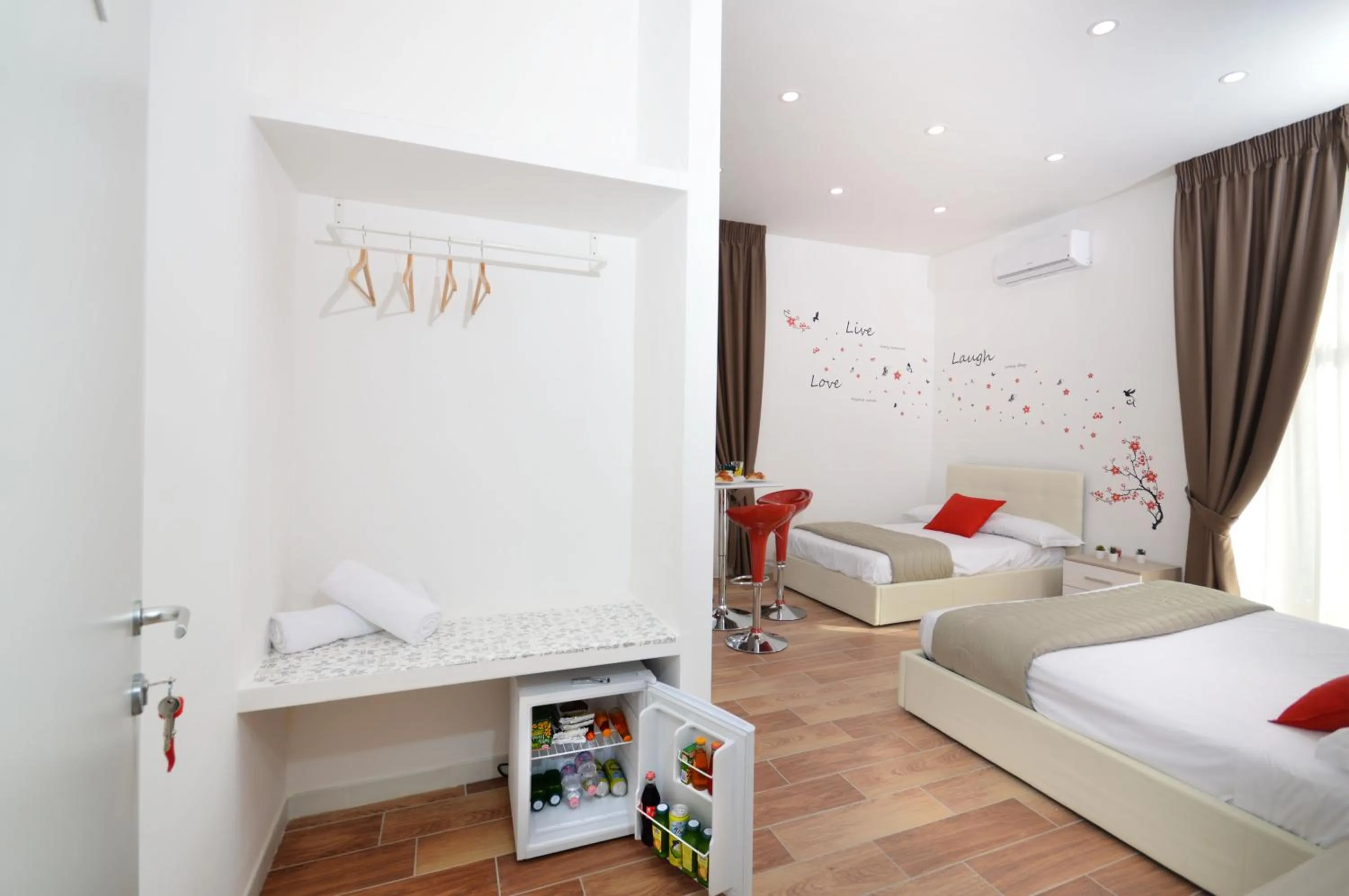 Photo of the whole room, Bed in B&BCentral Station Napoli