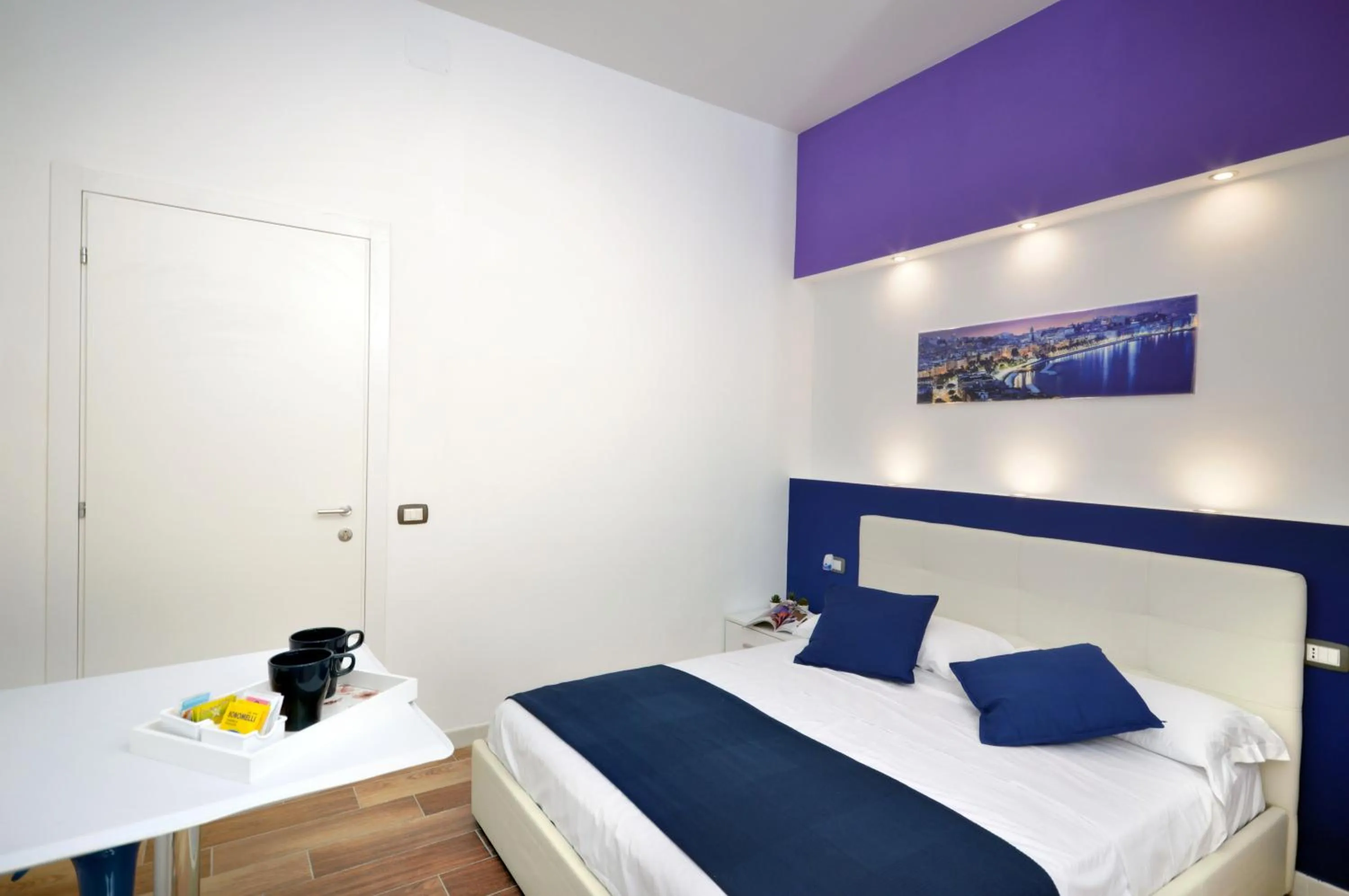 Bed in B&BCentral Station Napoli