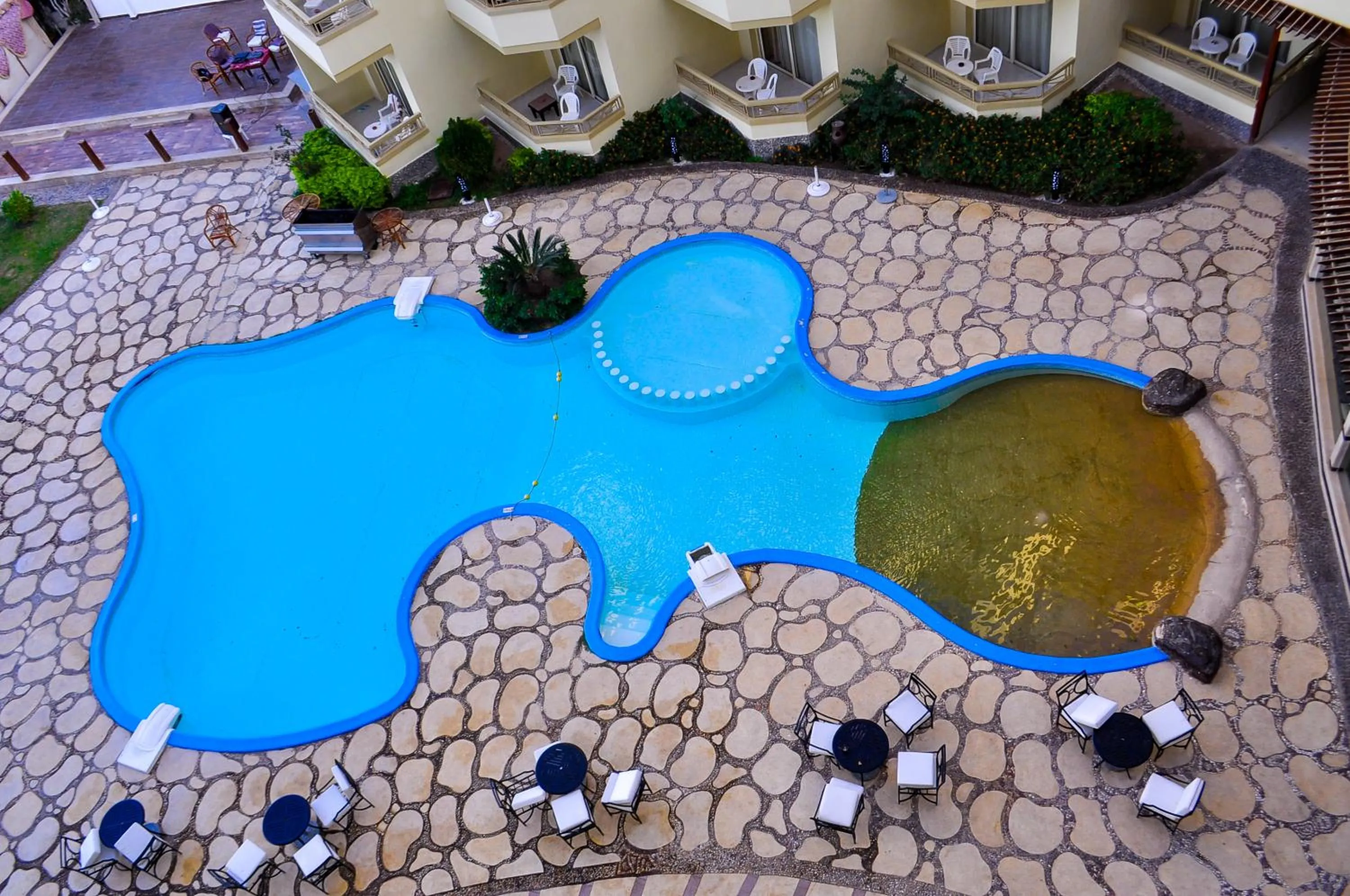 Swimming pool in Magic Beach Hotel Hurghada