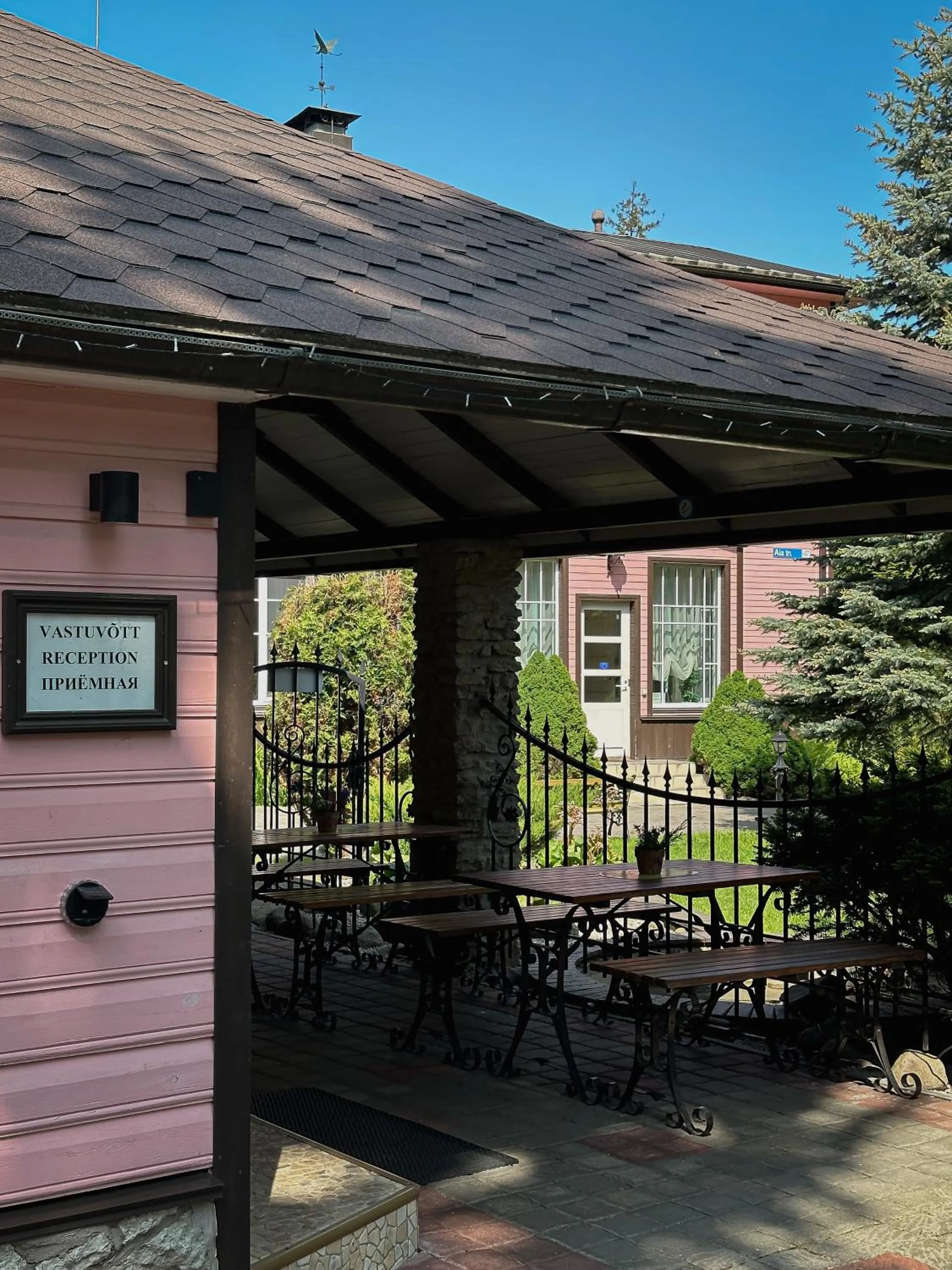 Facade/entrance in Pansionaat Valentina